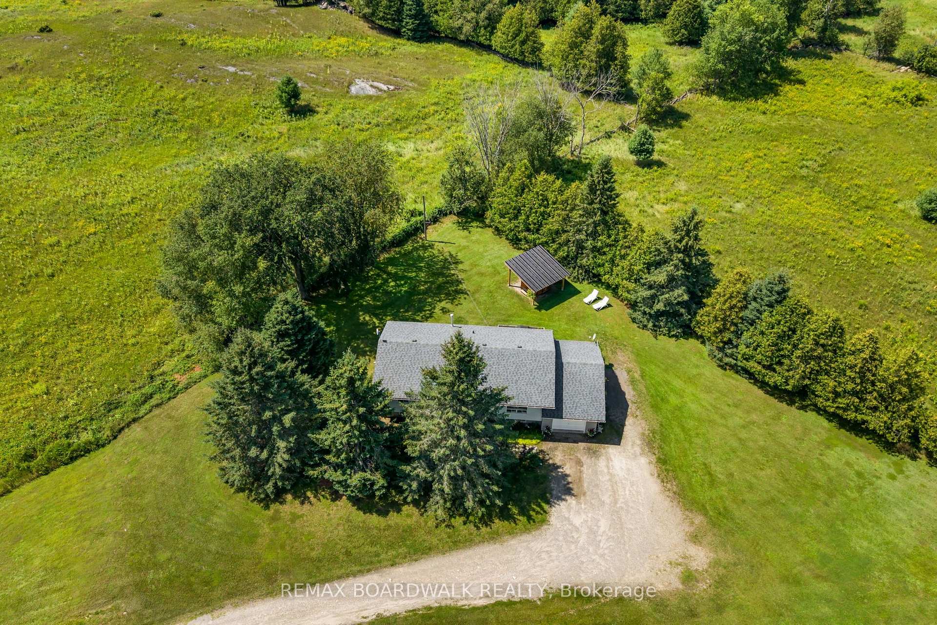 Photo 1 of 1901 Rosetta Road, Lanark Highlands, Lanark Highlands (Lanark) Twp — HOMEH