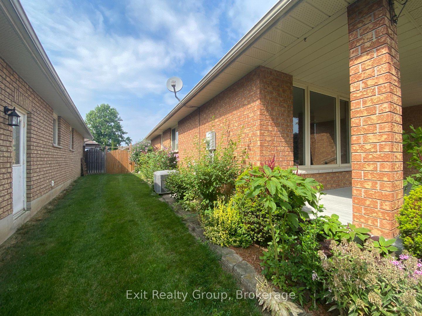 Photo 3 of 60 Oak Ridge Boulevard, Belleville, Belleville Ward — HOMEH