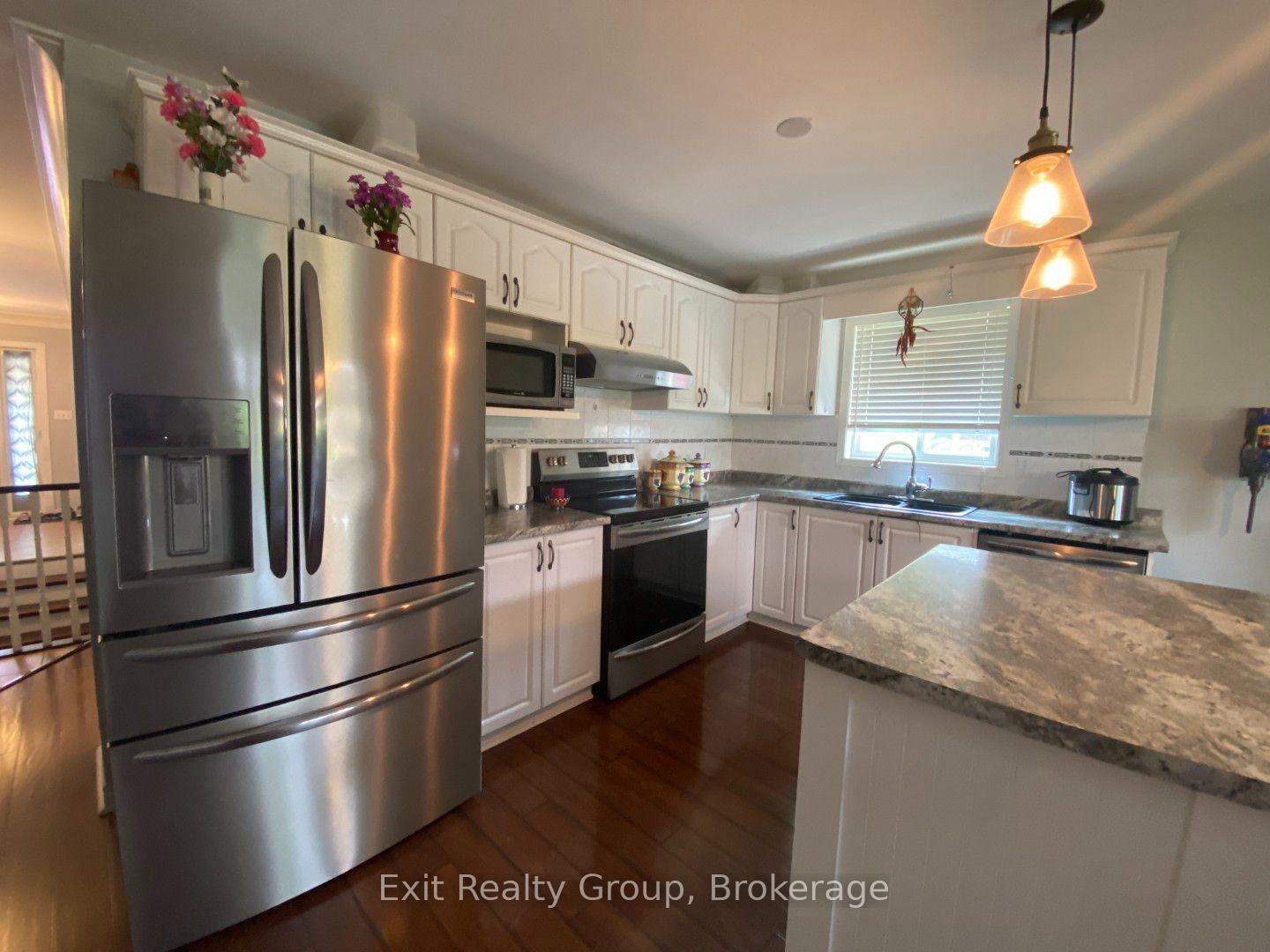 Photo 20 of 60 Oak Ridge Boulevard, Belleville, Belleville Ward — HOMEH