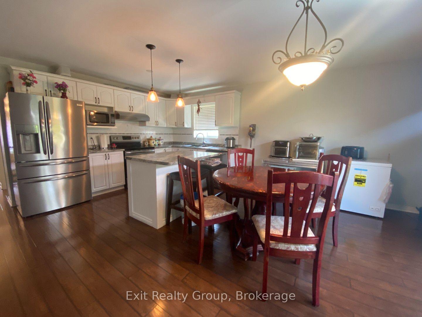 Photo 22 of 60 Oak Ridge Boulevard, Belleville, Belleville Ward — HOMEH