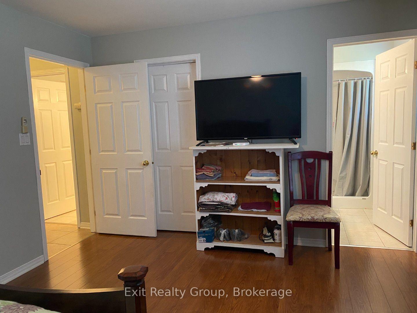 Photo 29 of 60 Oak Ridge Boulevard, Belleville, Belleville Ward — HOMEH