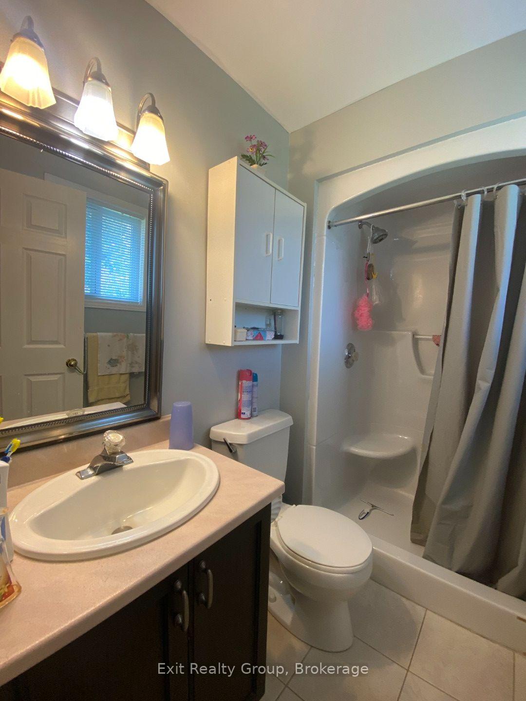 Photo 30 of 60 Oak Ridge Boulevard, Belleville, Belleville Ward — HOMEH
