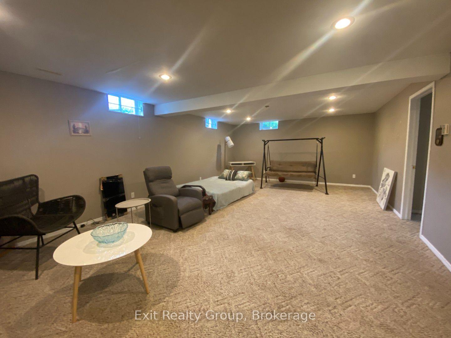 Photo 32 of 60 Oak Ridge Boulevard, Belleville, Belleville Ward — HOMEH