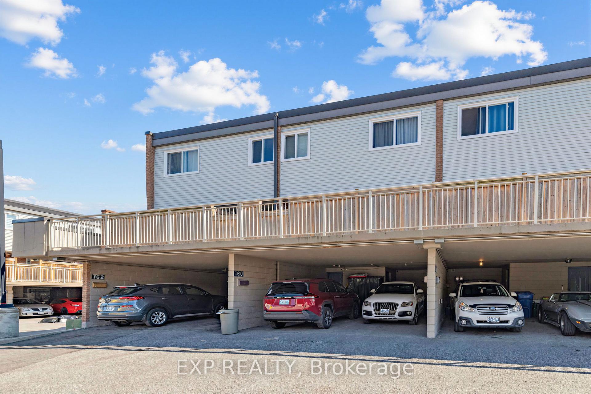 Photo 1 of Unit 58, 158 Milestone Crescent, Aurora, Aurora Village — HOMEH