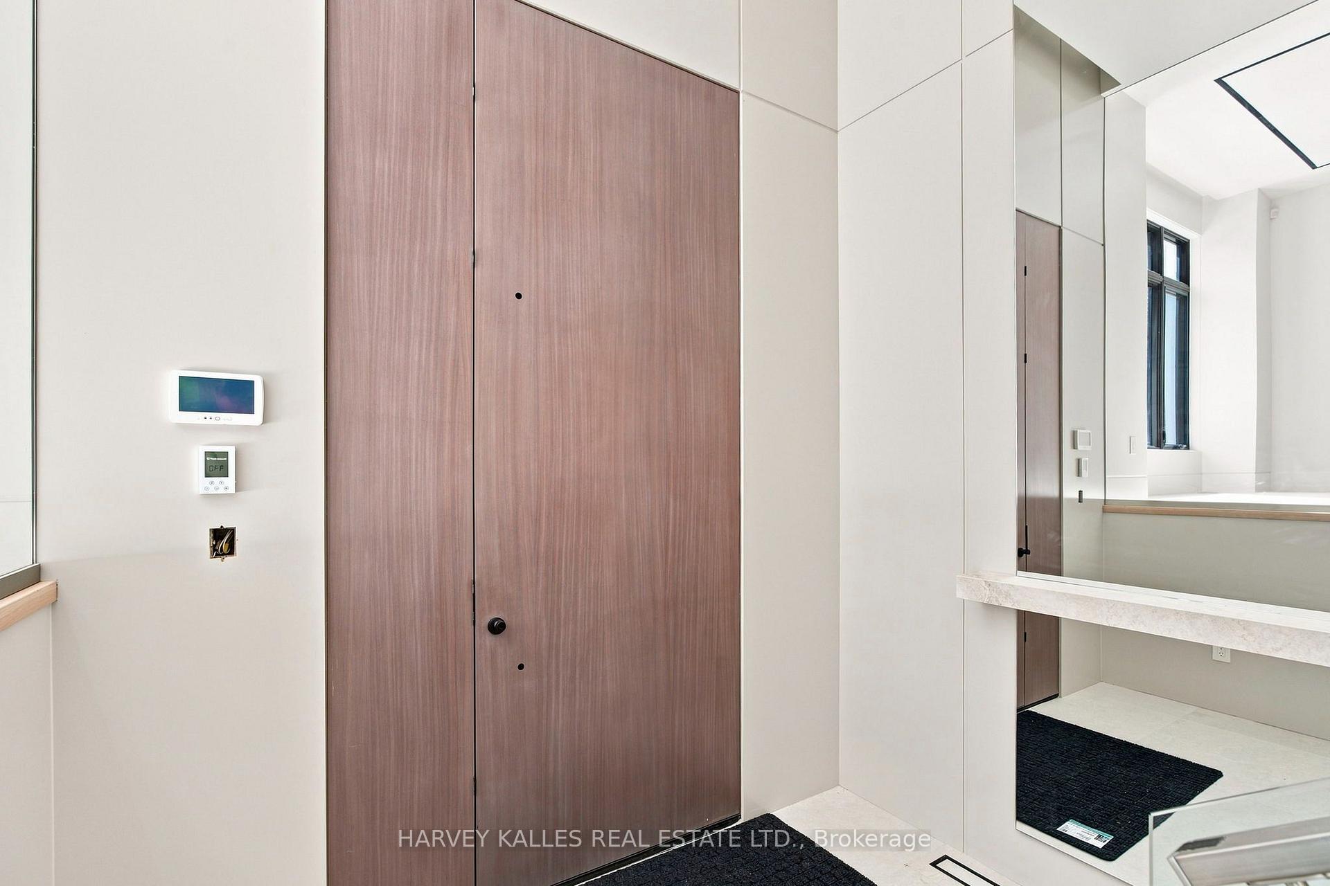 Photo 4 of 106 Heath Street W, Toronto, Yonge-St. Clair — HOMEH
