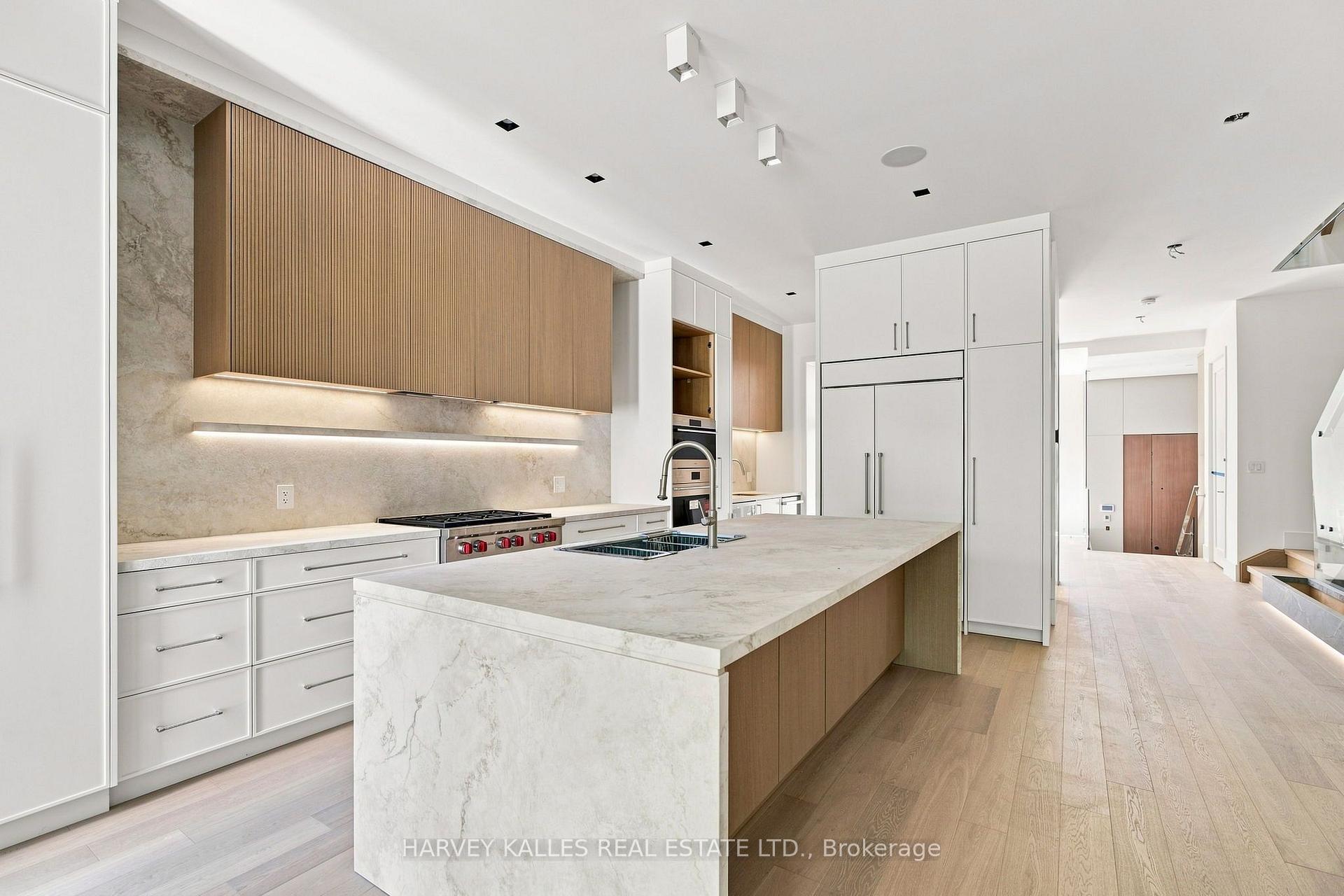 Photo 8 of 106 Heath Street W, Toronto, Yonge-St. Clair — HOMEH