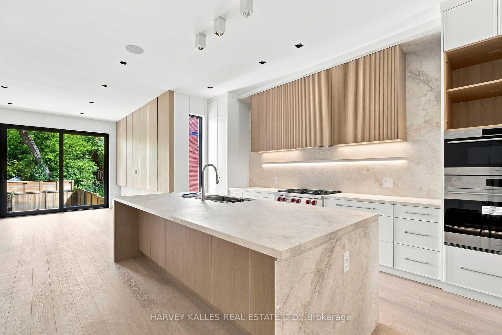 Photo 12 of 106 Heath Street W, Toronto, Yonge-St. Clair — HOMEH