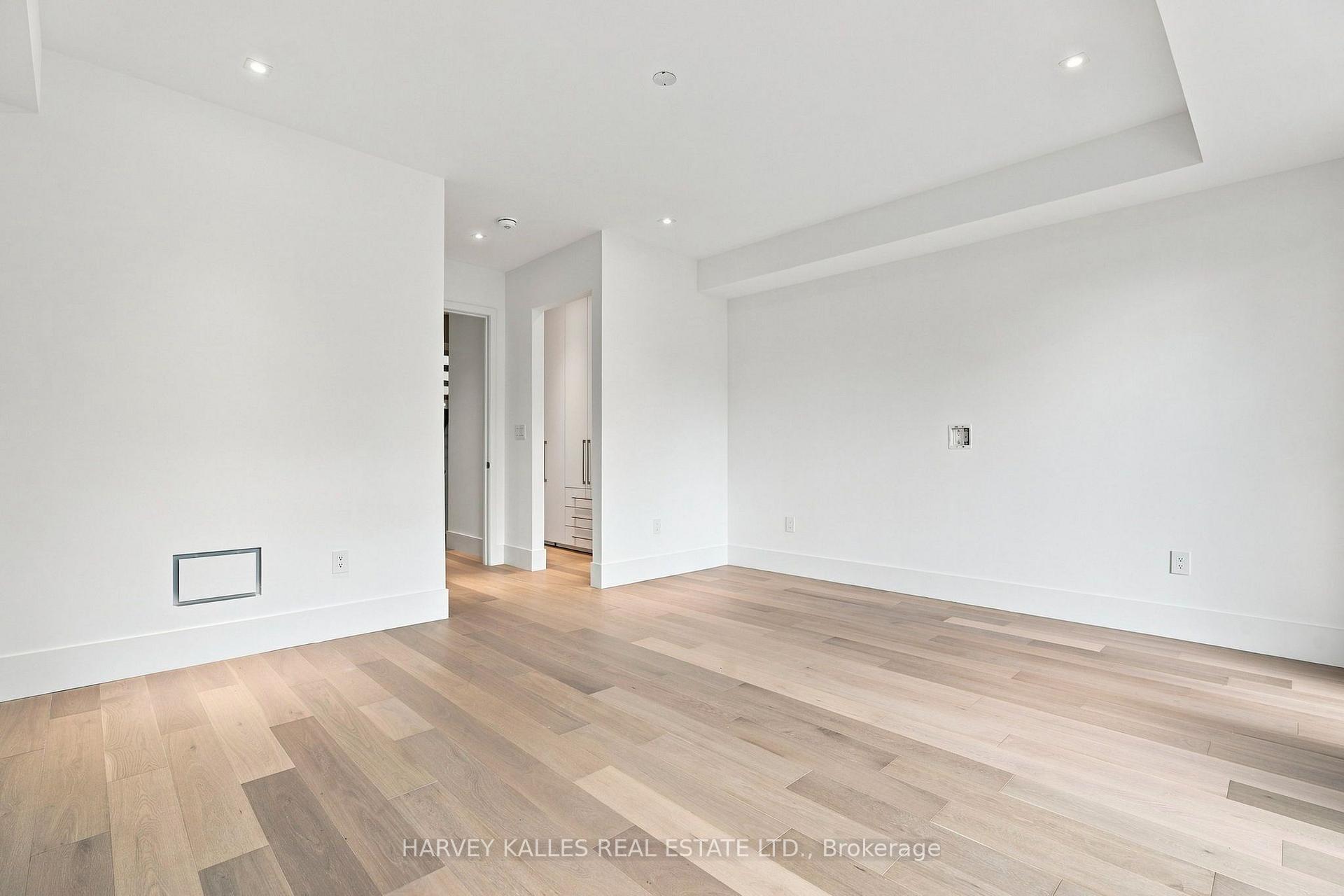 Photo 21 of 106 Heath Street W, Toronto, Yonge-St. Clair — HOMEH