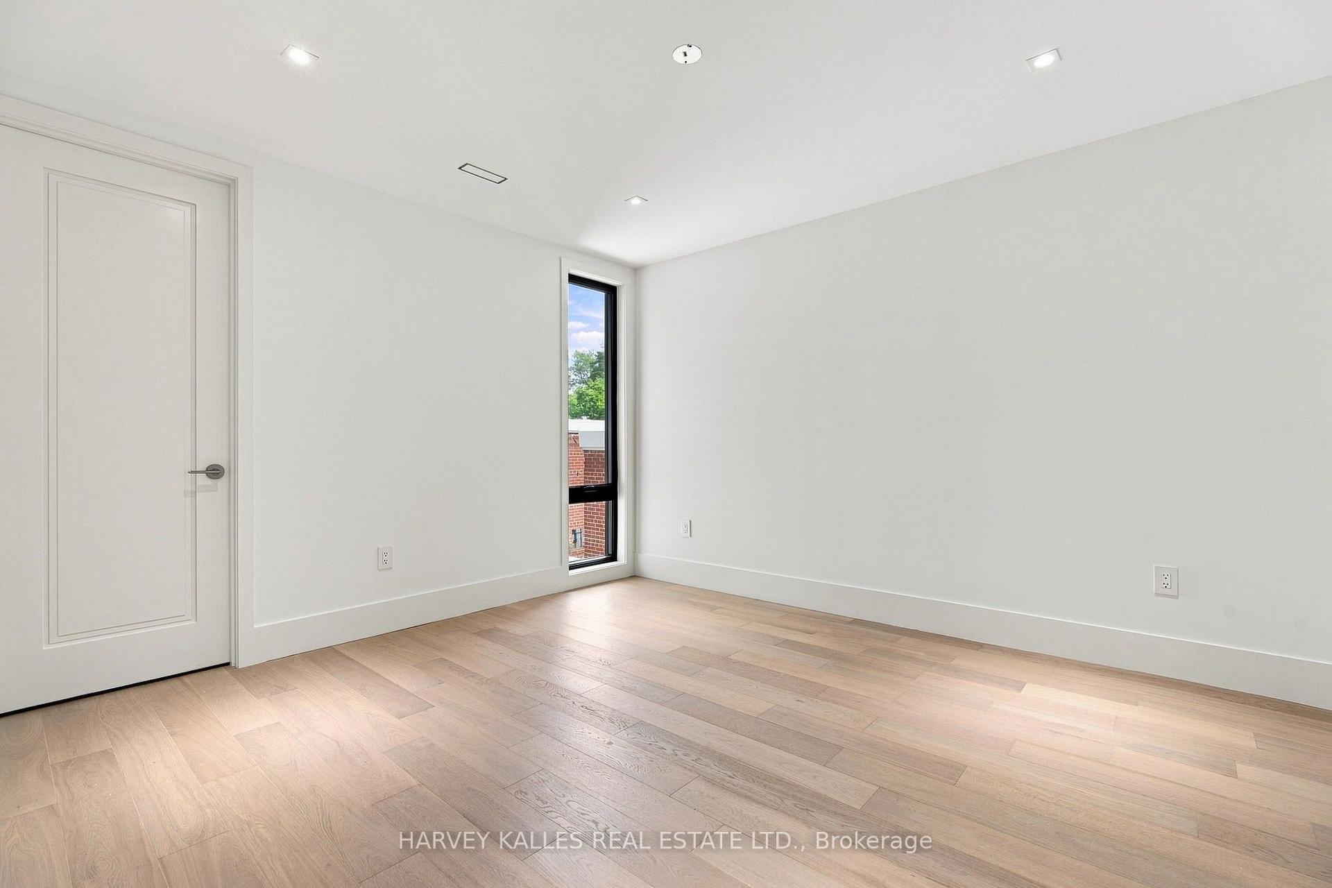 Photo 25 of 106 Heath Street W, Toronto, Yonge-St. Clair — HOMEH