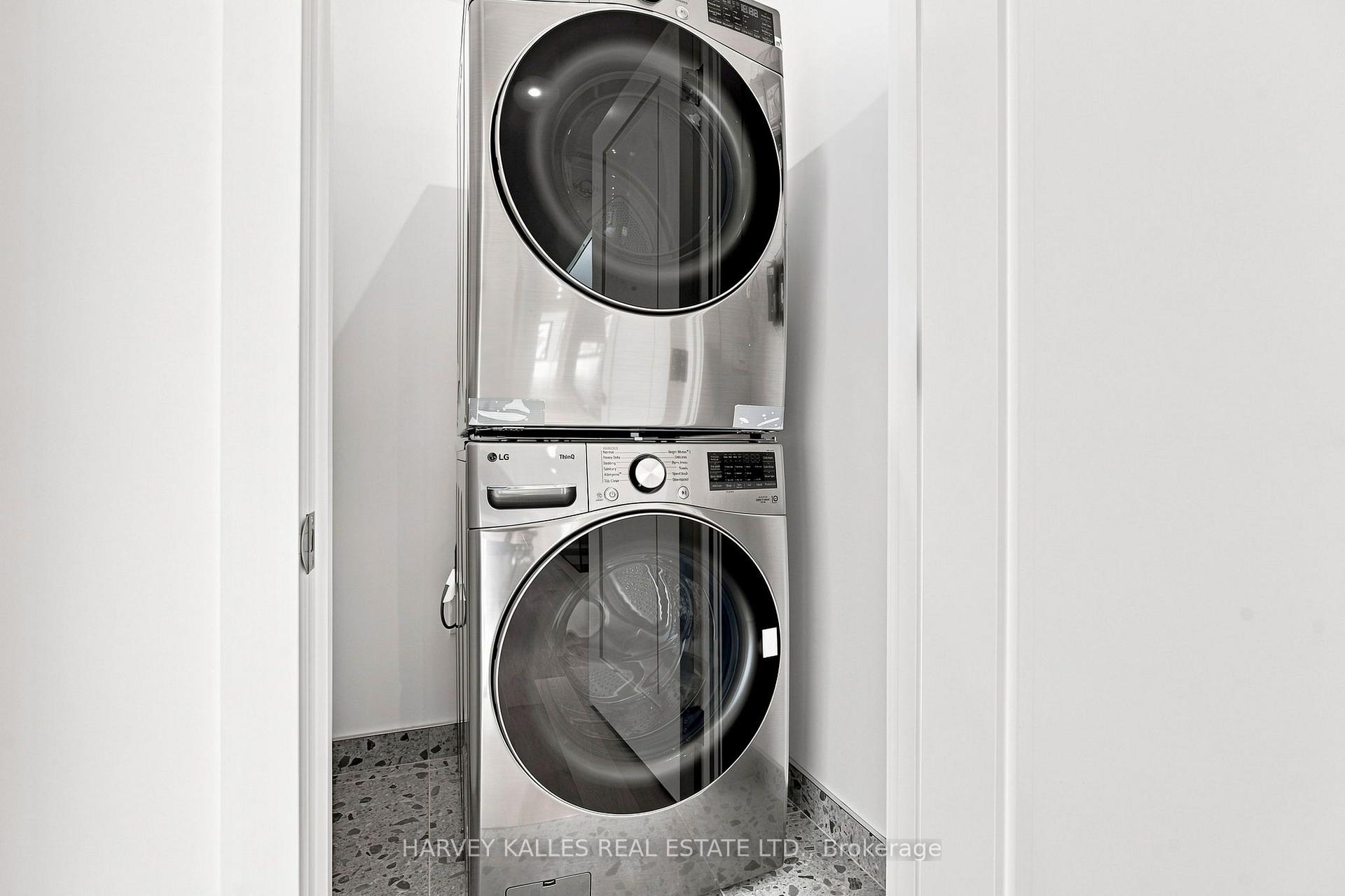 Photo 31 of 106 Heath Street W, Toronto, Yonge-St. Clair — HOMEH