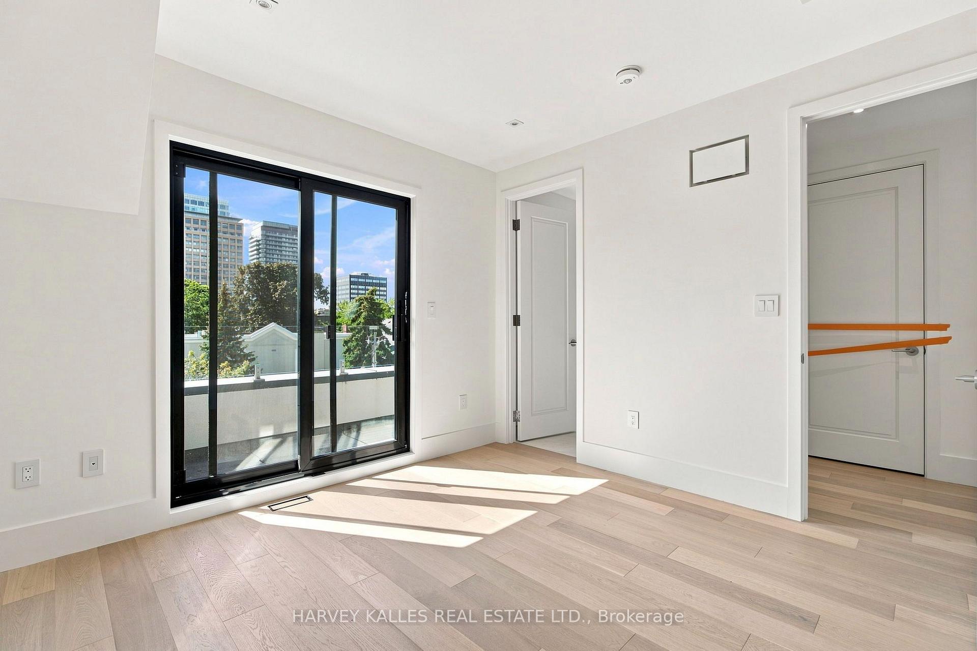 Photo 39 of 106 Heath Street W, Toronto, Yonge-St. Clair — HOMEH