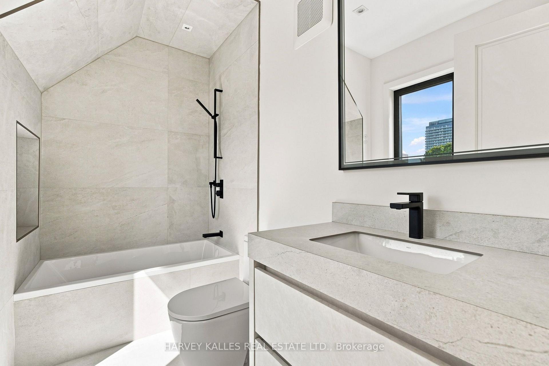 Photo 41 of 106 Heath Street W, Toronto, Yonge-St. Clair — HOMEH