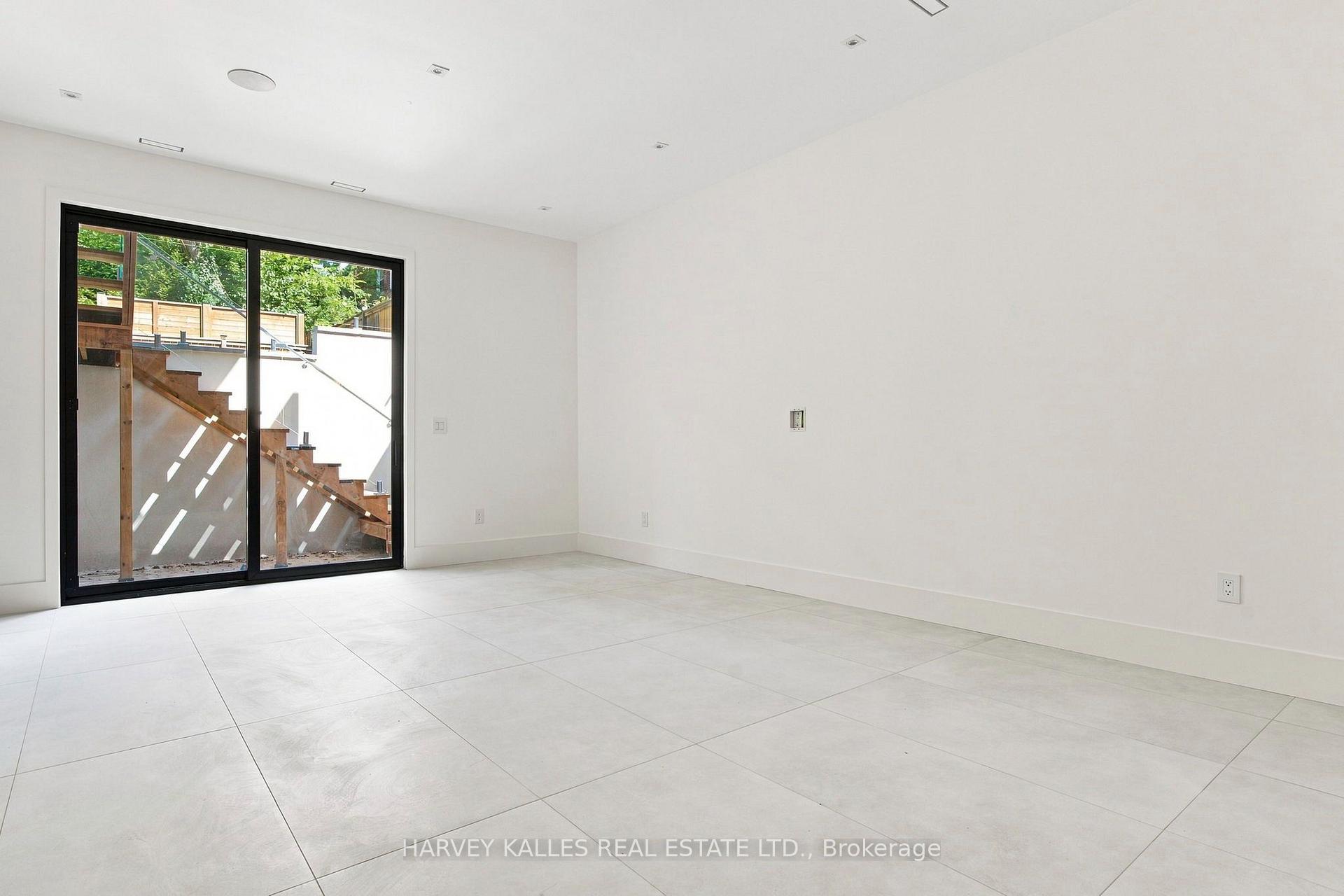 Photo 42 of 106 Heath Street W, Toronto, Yonge-St. Clair — HOMEH