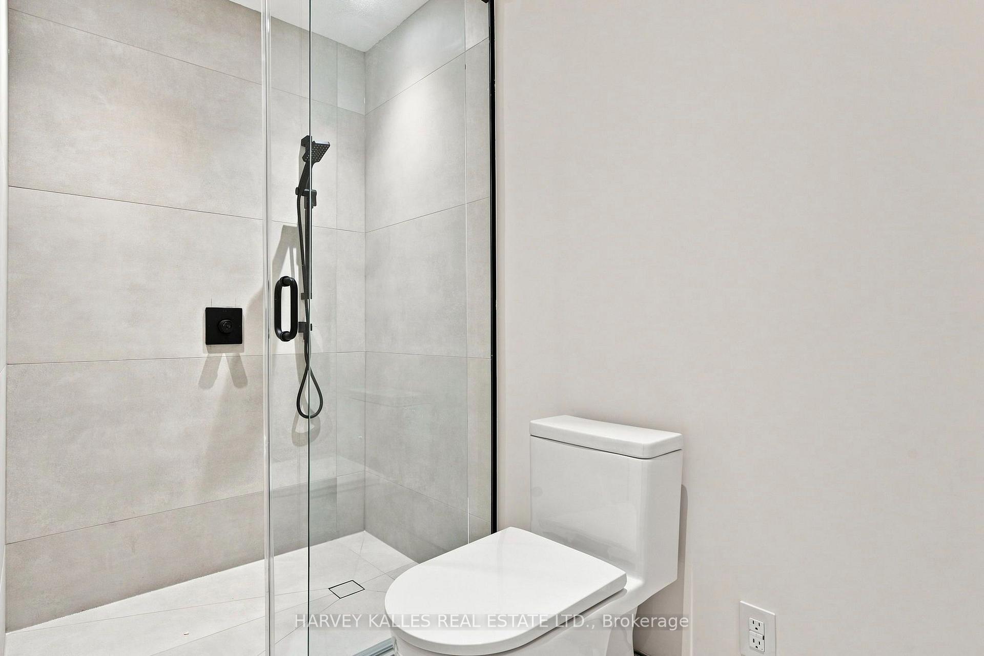 Photo 44 of 106 Heath Street W, Toronto, Yonge-St. Clair — HOMEH