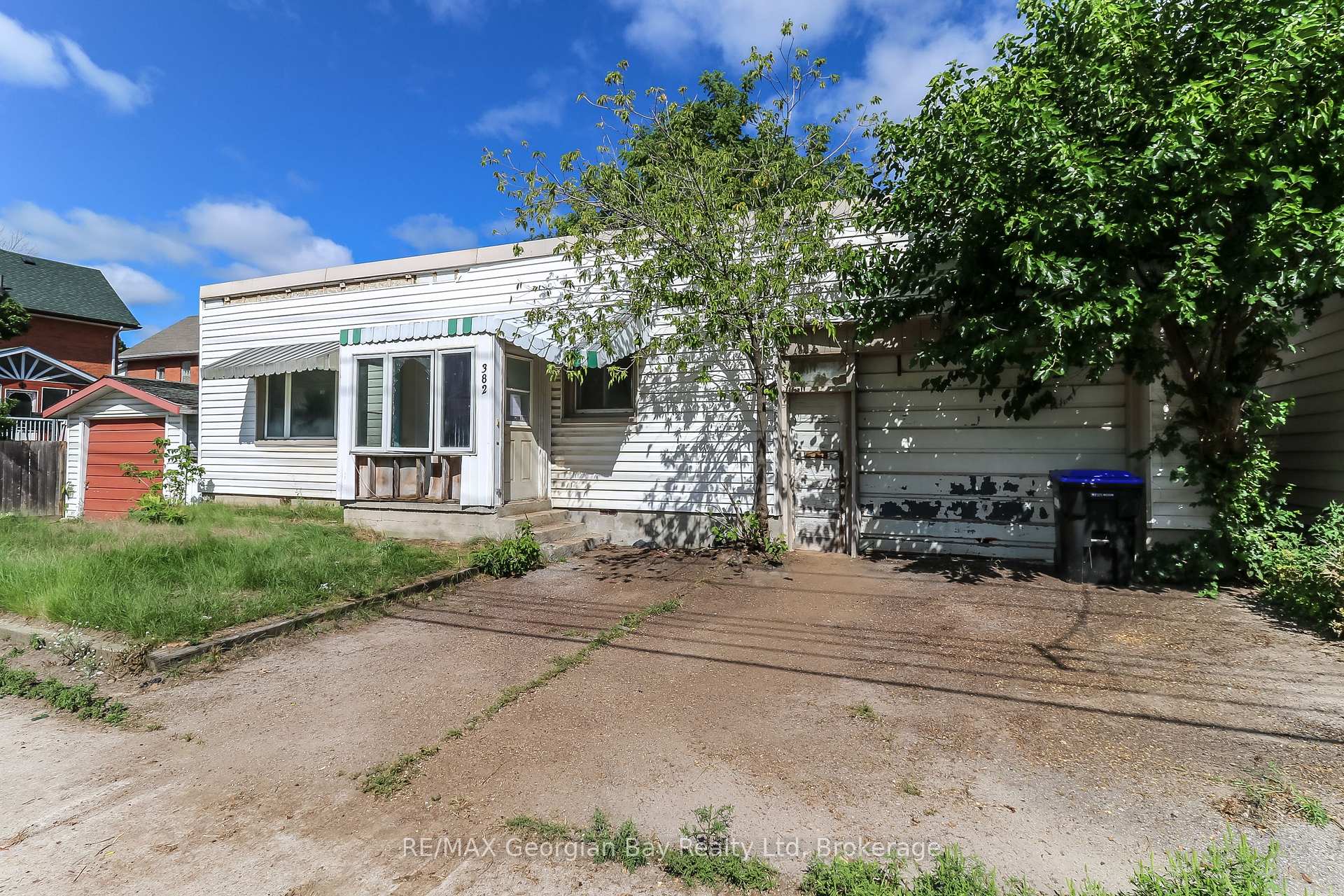 Photo 22 of 382 Yonge Street, Midland — HOMEH