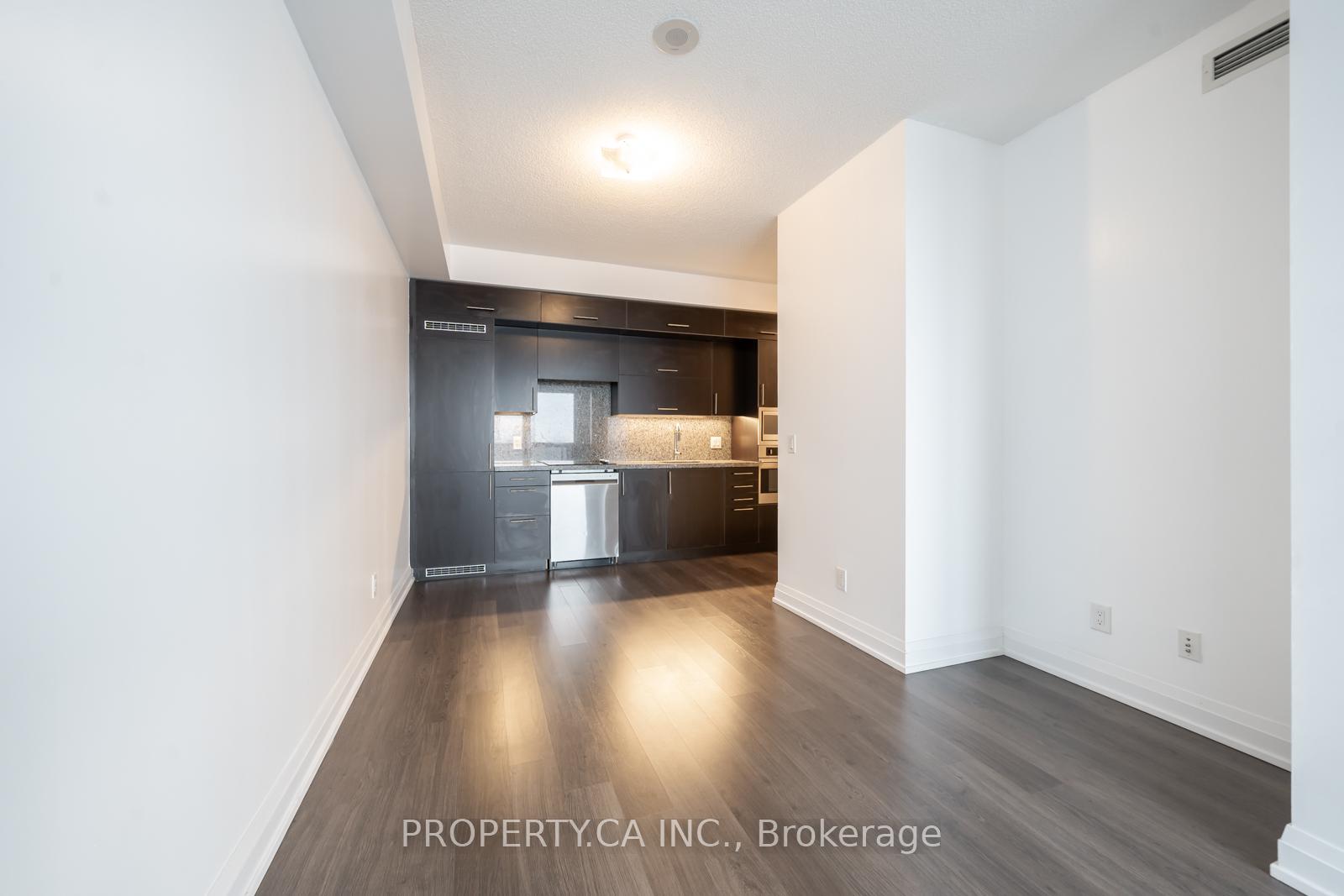 Photo 7 of Unit 4221, 5 Sheppard Avenue E, North York, Willowdale East — HOMEH