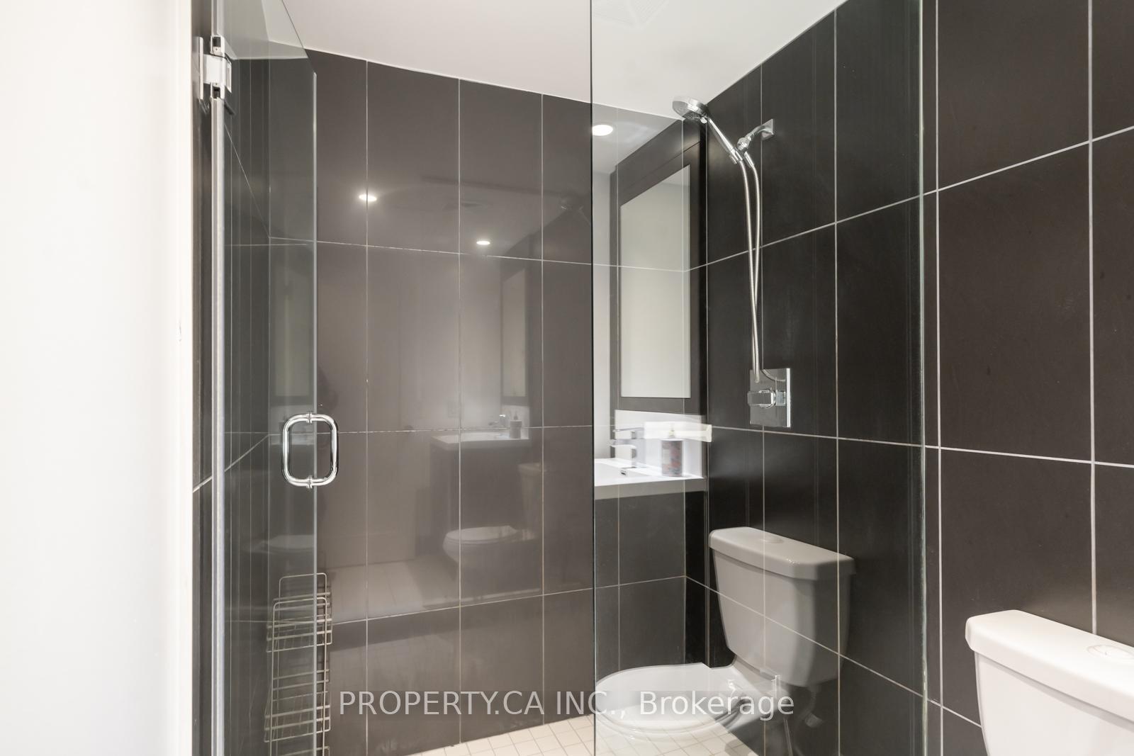 Photo 14 of Unit 4221, 5 Sheppard Avenue E, North York, Willowdale East — HOMEH