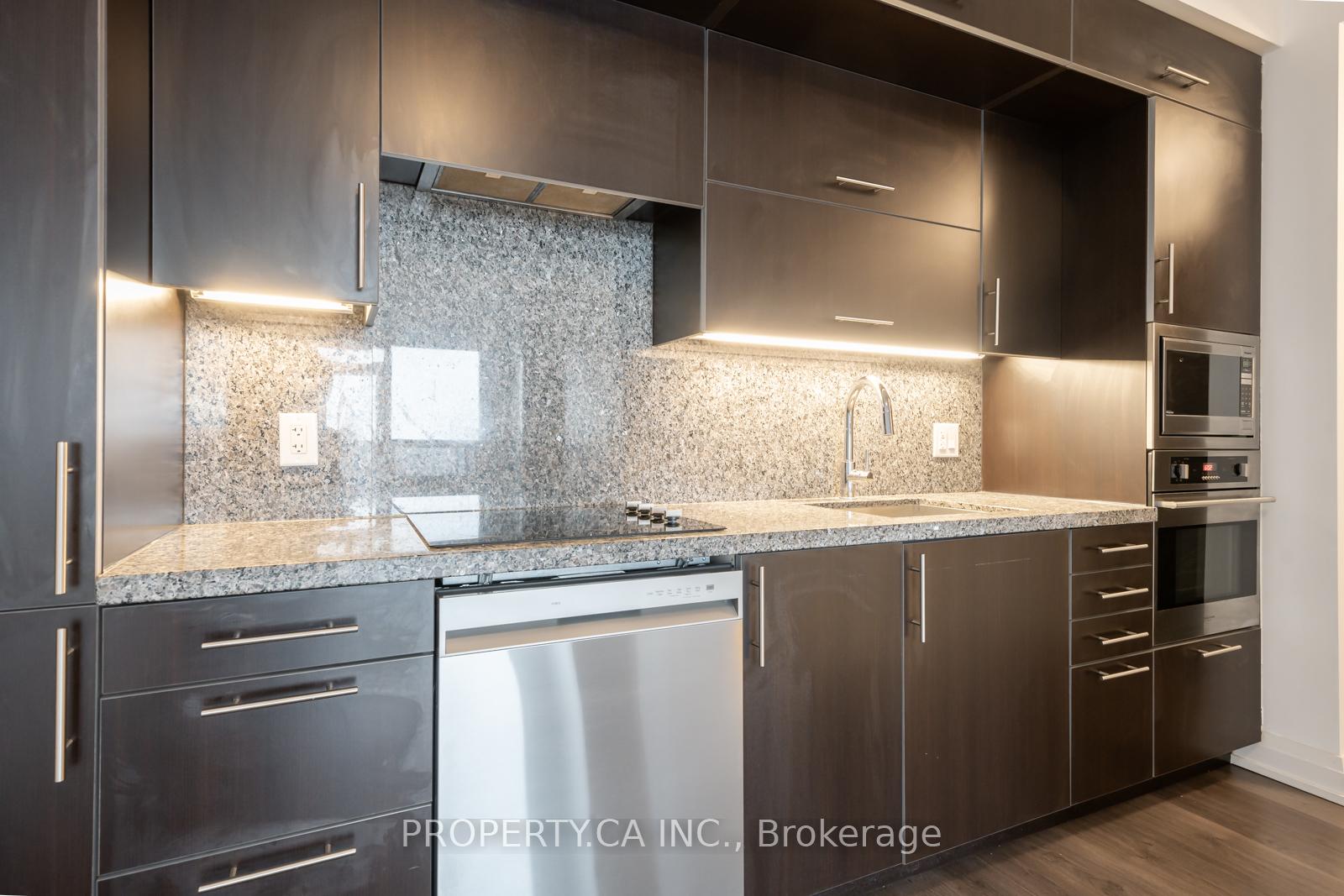 Photo 16 of Unit 4221, 5 Sheppard Avenue E, North York, Willowdale East — HOMEH