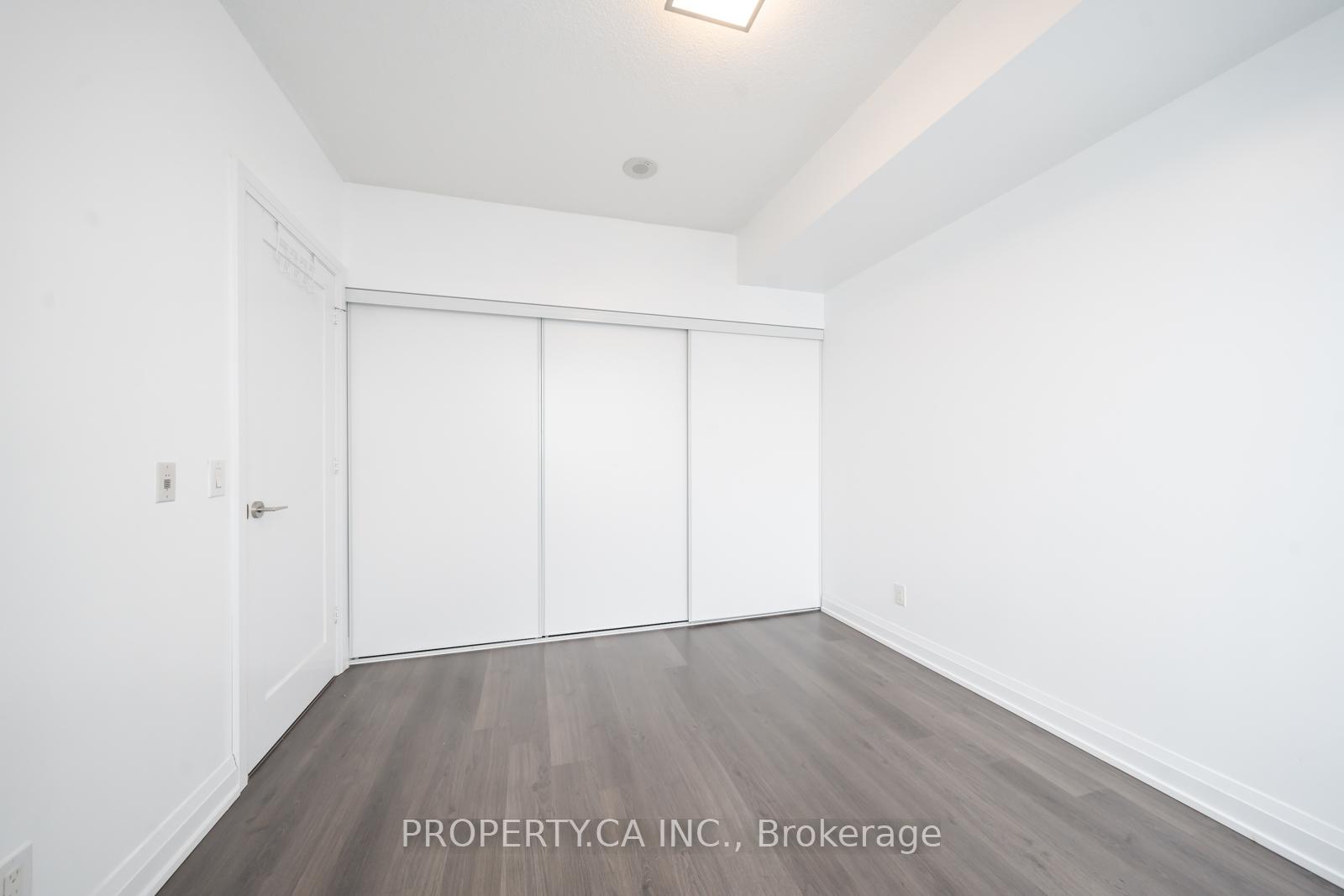 Photo 18 of Unit 4221, 5 Sheppard Avenue E, North York, Willowdale East — HOMEH