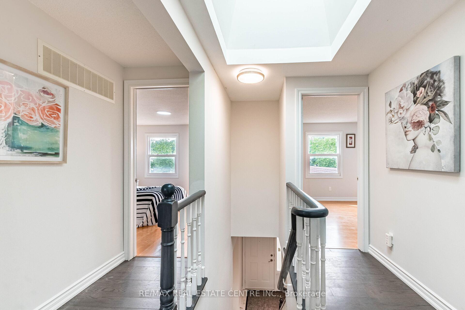 Photo 15 of 1124 Shagbark Crescent, Mississauga, Creditview — HOMEH