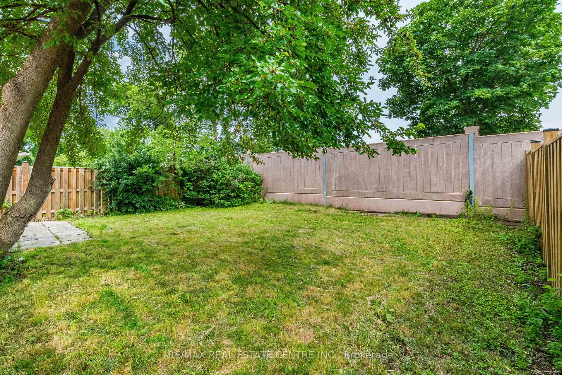 Photo 32 of 1124 Shagbark Crescent, Mississauga, Creditview — HOMEH