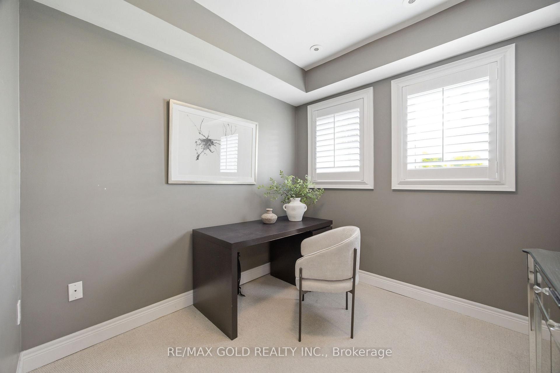 Photo 16 of 71 Cormier Heights, Etobicoke, Mimico — HOMEH
