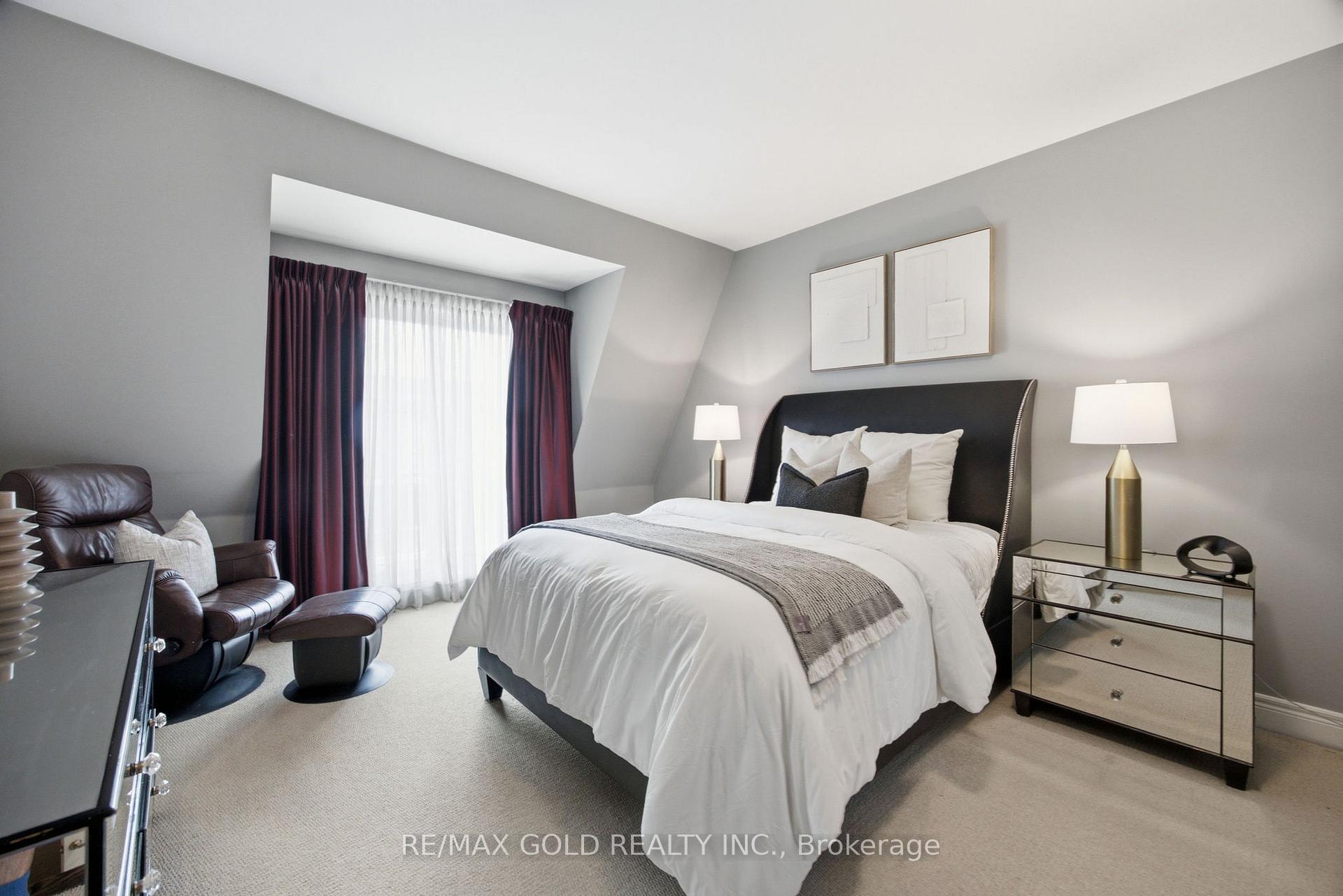 Photo 27 of 71 Cormier Heights, Etobicoke, Mimico — HOMEH