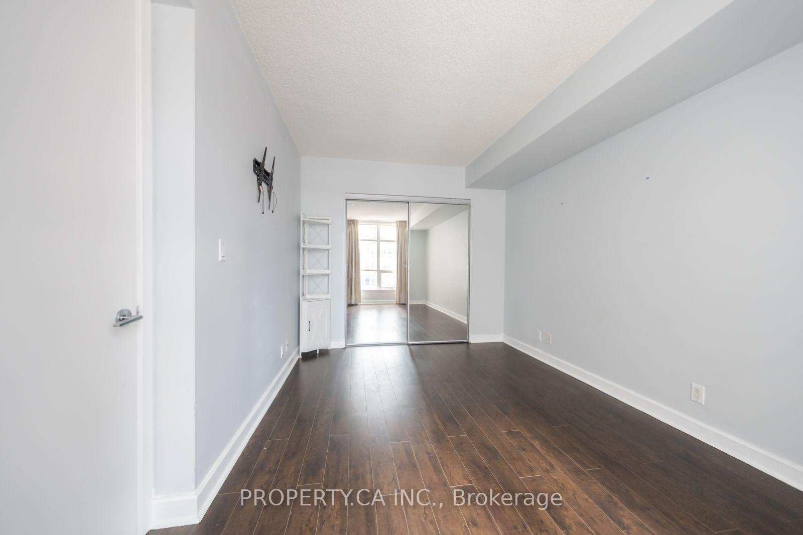 Photo 11 of Unit 401, 350 Wellington Street W, Toronto, Waterfront Communities — HOMEH