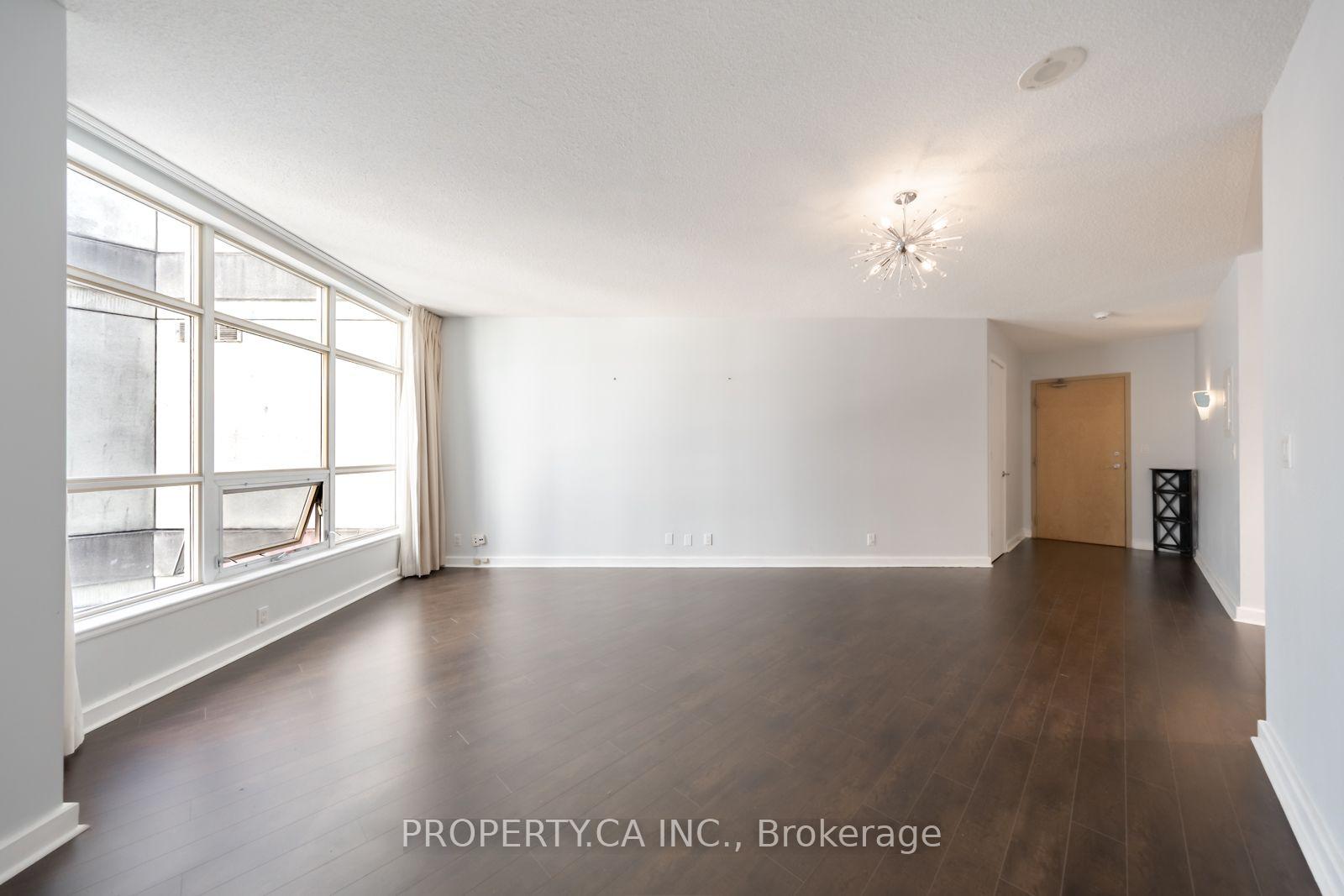 Photo 12 of Unit 401, 350 Wellington Street W, Toronto, Waterfront Communities — HOMEH
