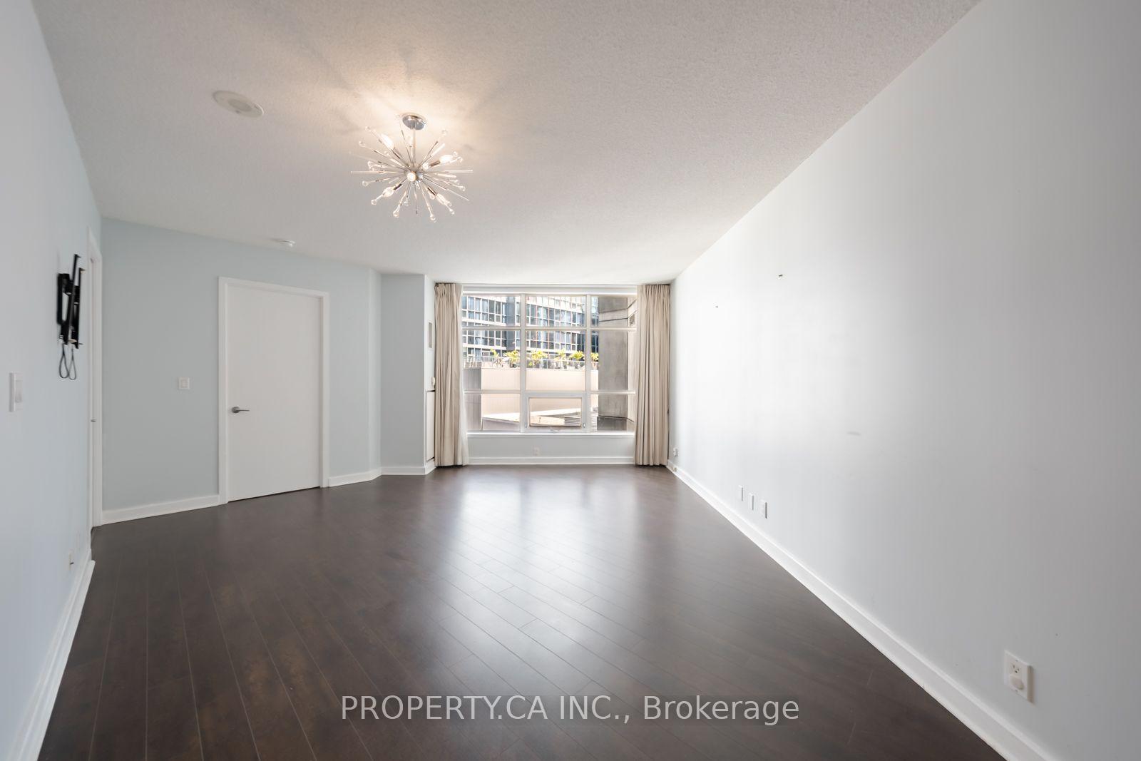 Photo 15 of Unit 401, 350 Wellington Street W, Toronto, Waterfront Communities — HOMEH