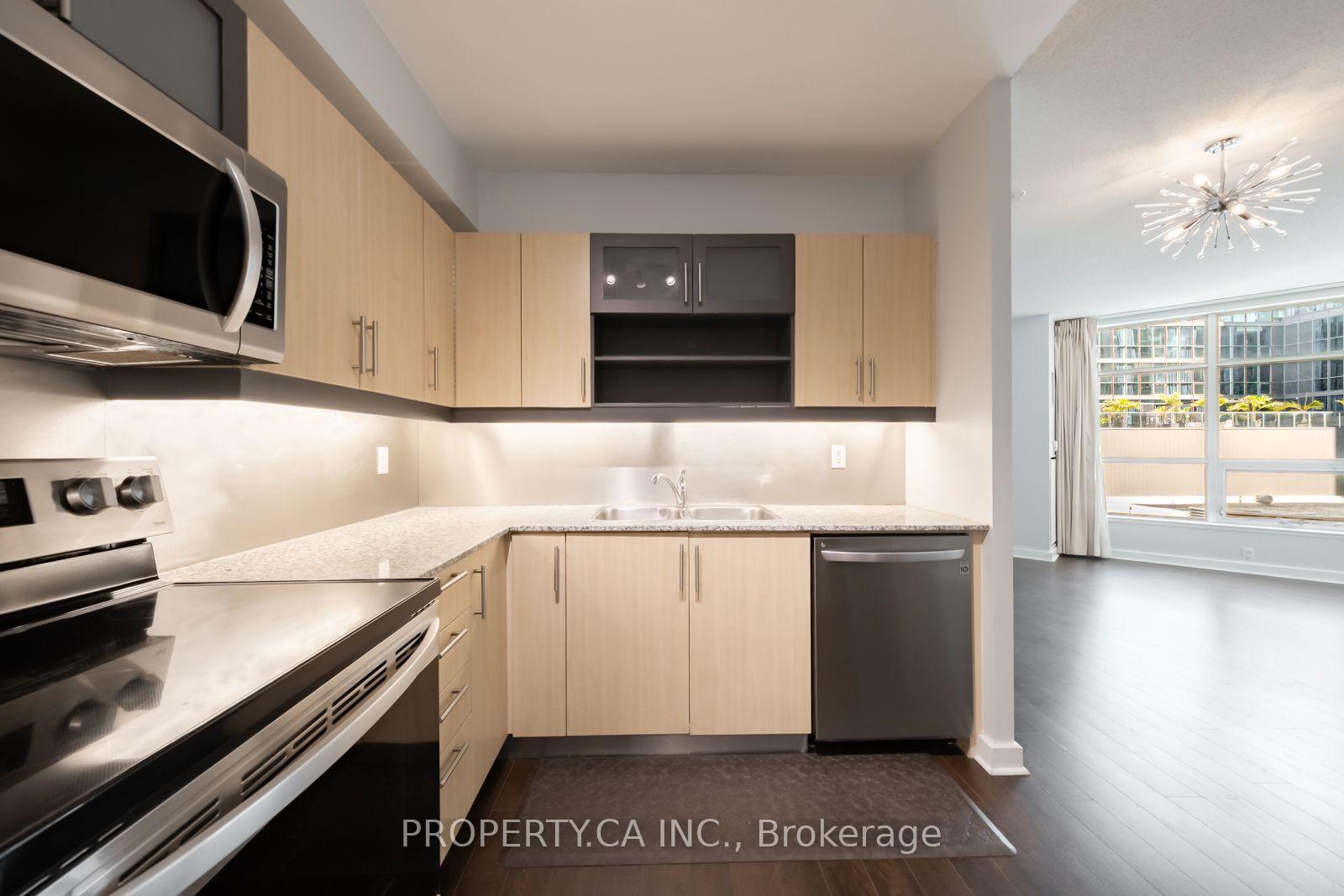 Photo 20 of Unit 401, 350 Wellington Street W, Toronto, Waterfront Communities — HOMEH