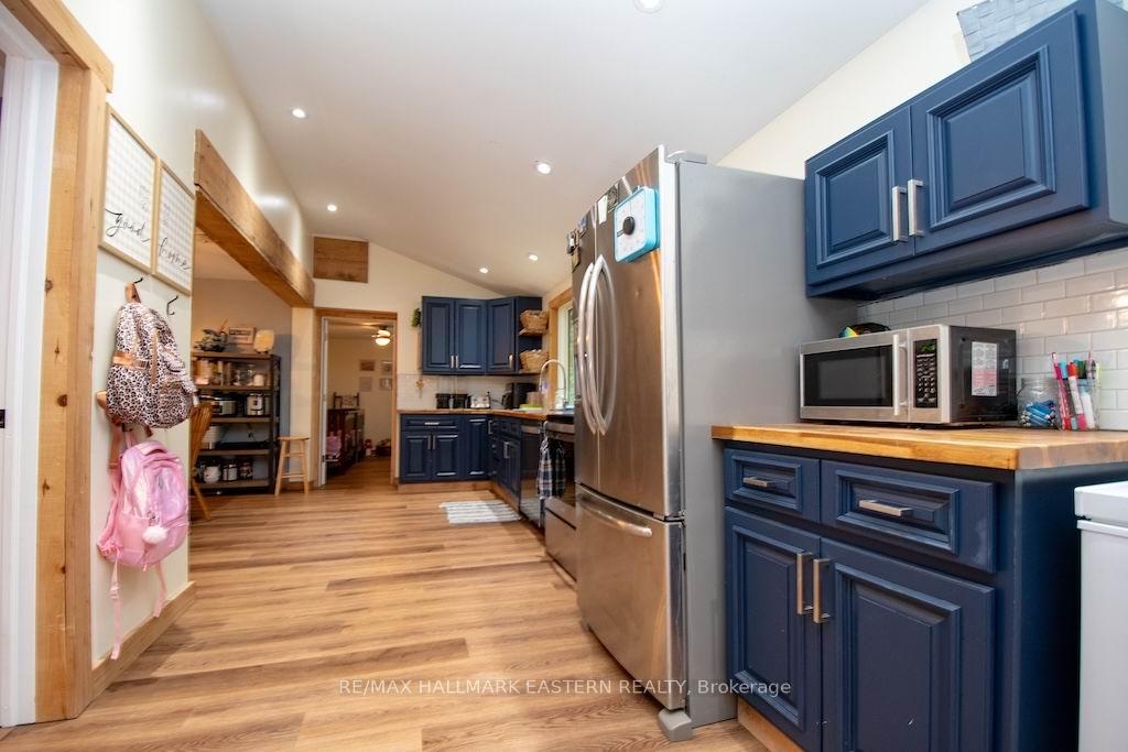 Photo 8 of 318 & 321 Caves Road, Douro-Dummer — HOMEH