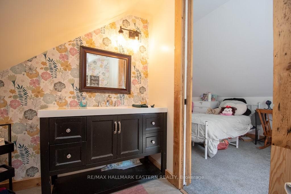 Photo 19 of 318 & 321 Caves Road, Douro-Dummer — HOMEH
