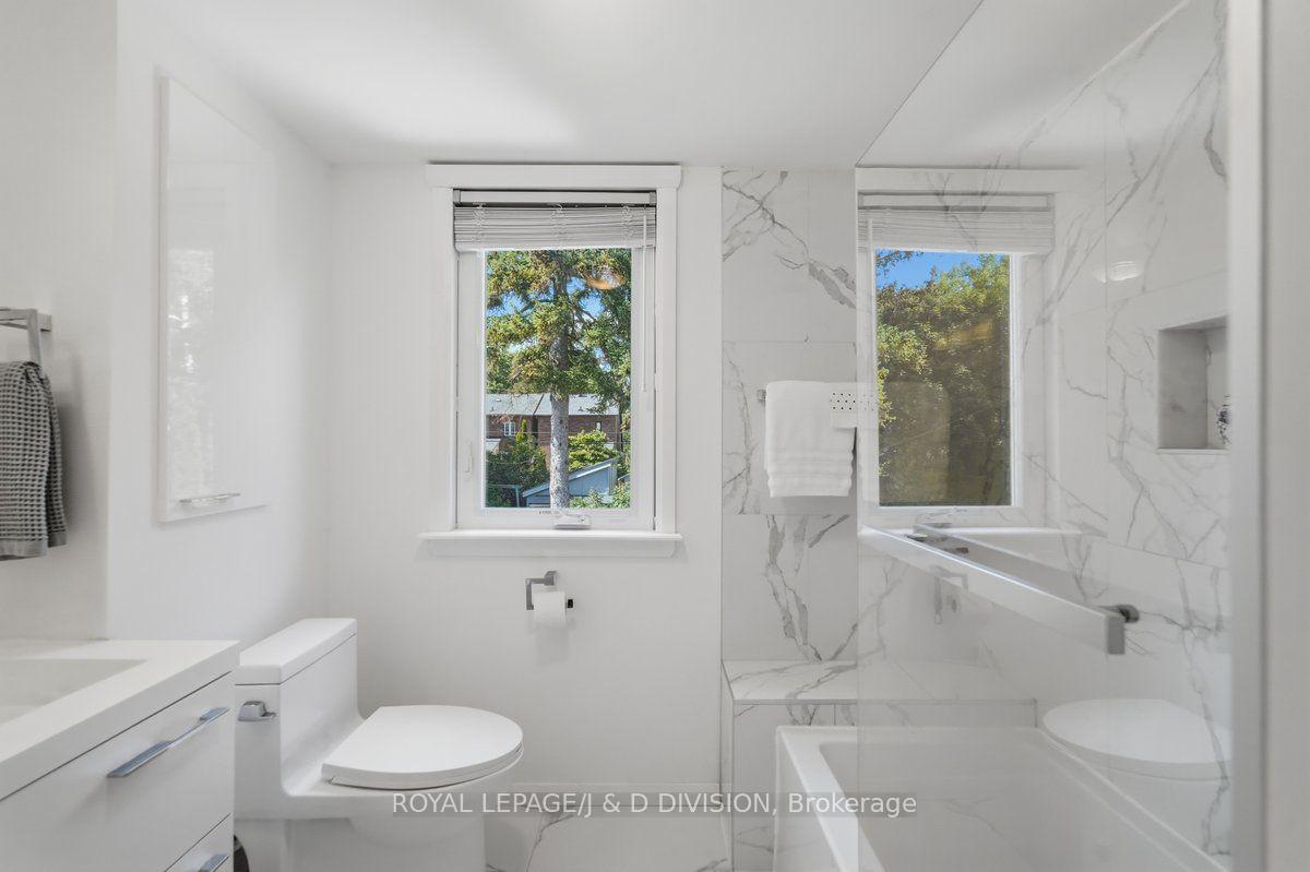 Photo 24 of 634 Millwood Road, Toronto, Mount Pleasant East — HOMEH