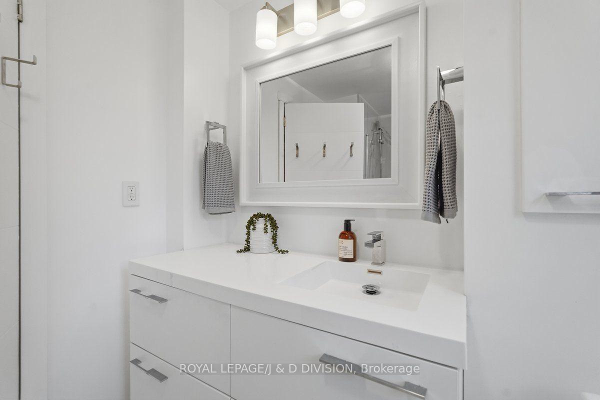 Photo 25 of 634 Millwood Road, Toronto, Mount Pleasant East — HOMEH