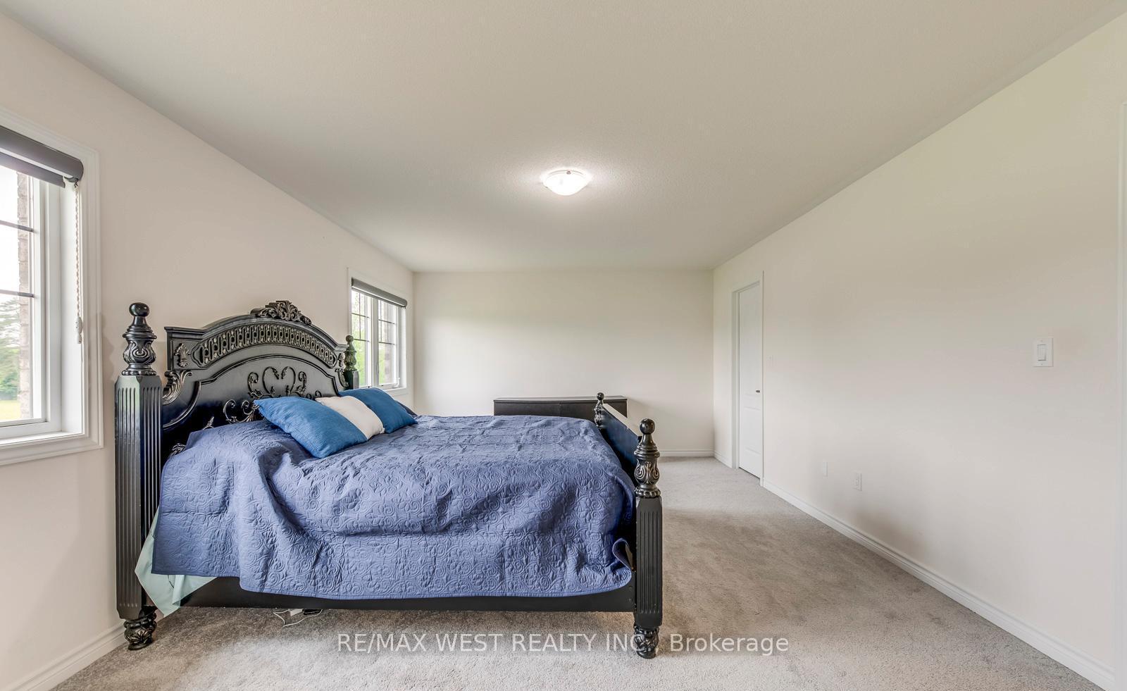 Photo 36 of 286 Danny Wheeler Boulevard, Georgina, Keswick North — HOMEH