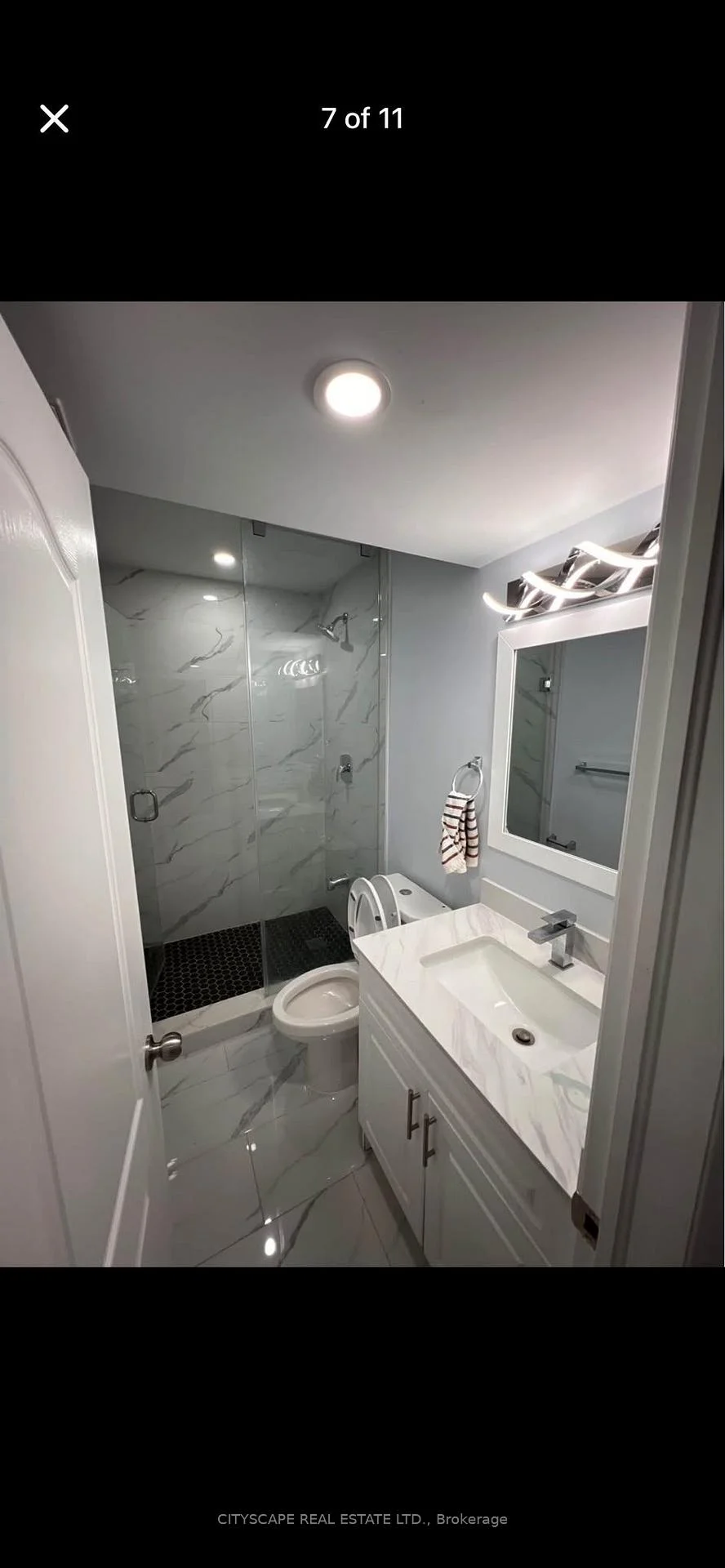 Photo 10 of 3 Twilley Road, Brampton, Bram West — HOMEH