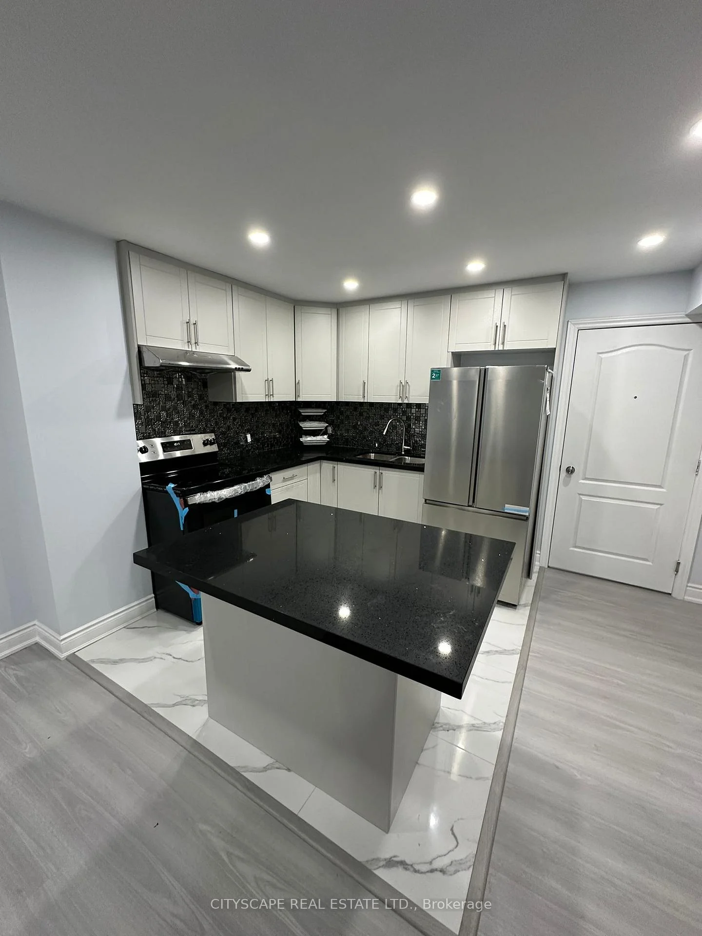 Photo 25 of 3 Twilley Road, Brampton, Bram West — HOMEH