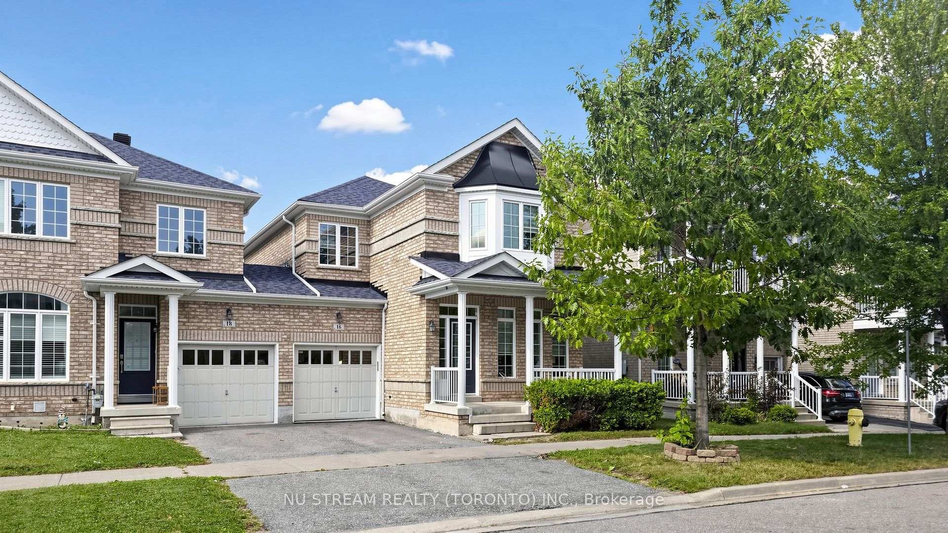 Photo 1 of 16 Radmore Place, Markham, Box Grove — HOMEH