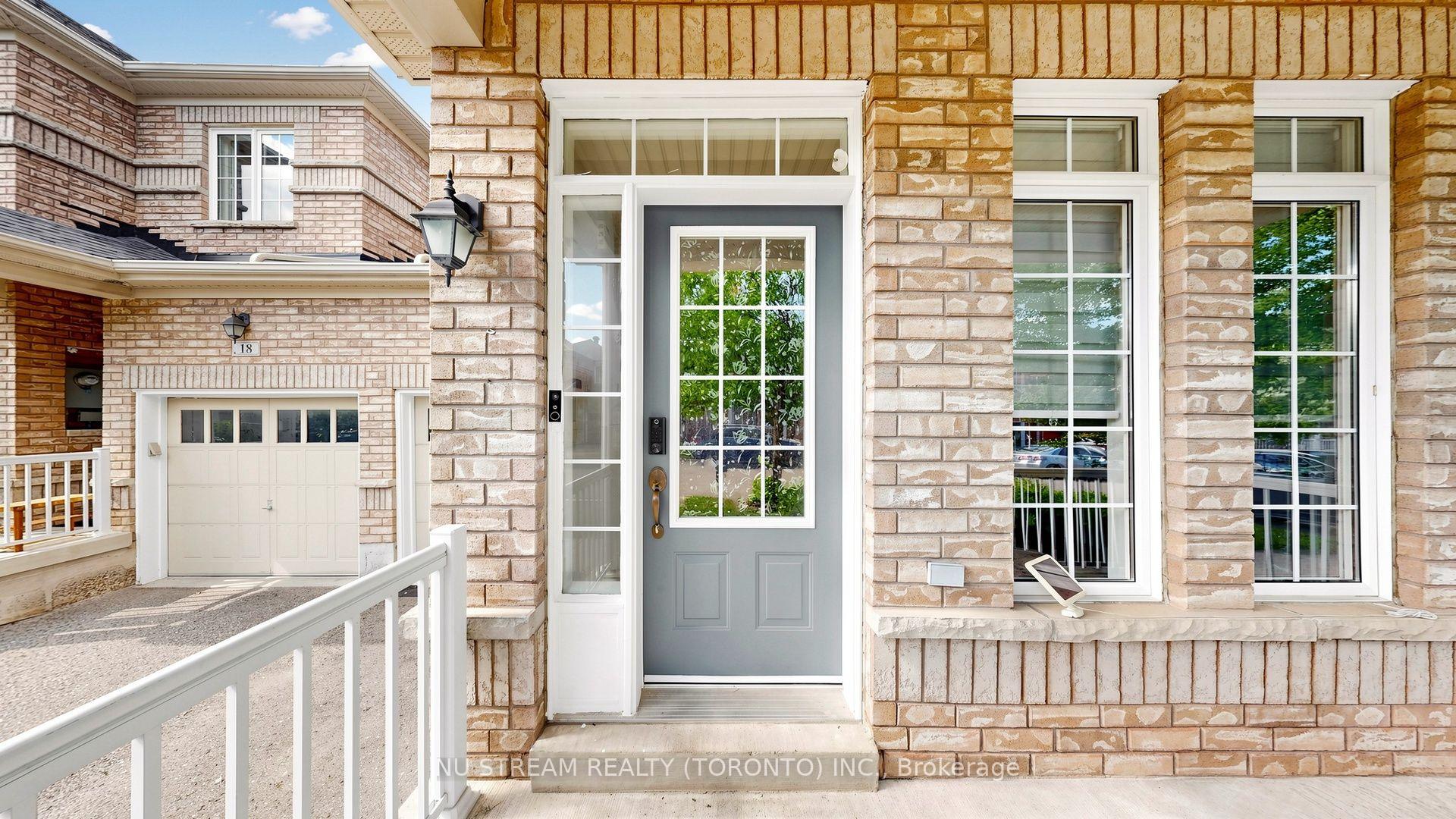Photo 5 of 16 Radmore Place, Markham, Box Grove — HOMEH