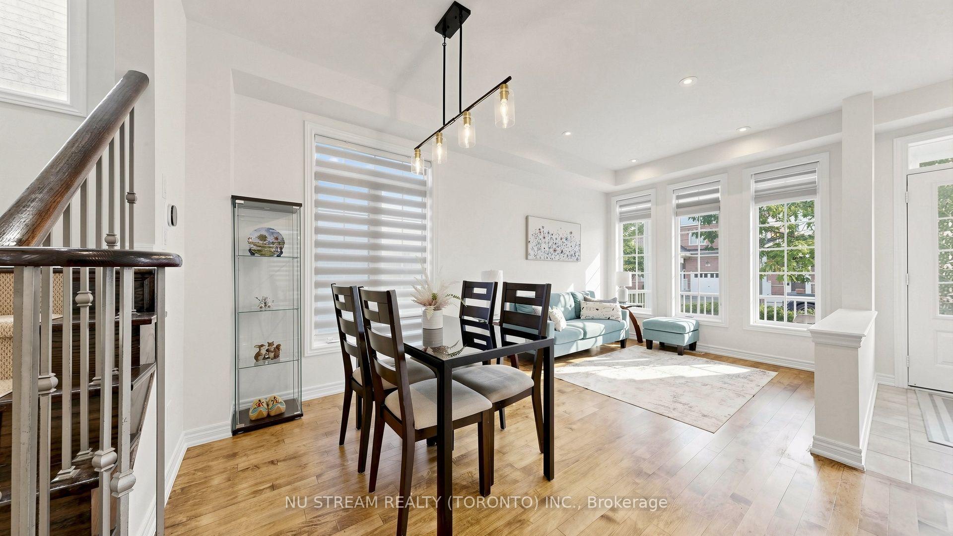 Photo 12 of 16 Radmore Place, Markham, Box Grove — HOMEH