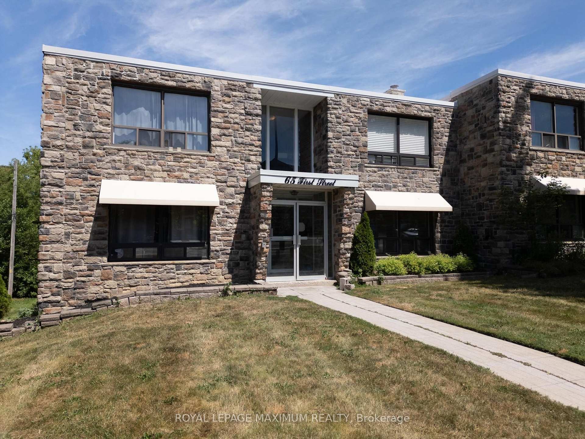 Photo 12 of Unit B2, 65 First Street N, Orangeville — HOMEH