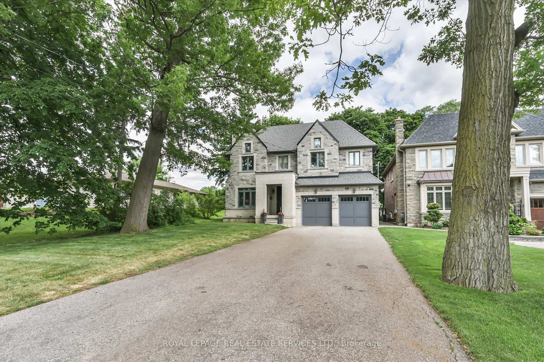 Front of 439 Martin Grove Road