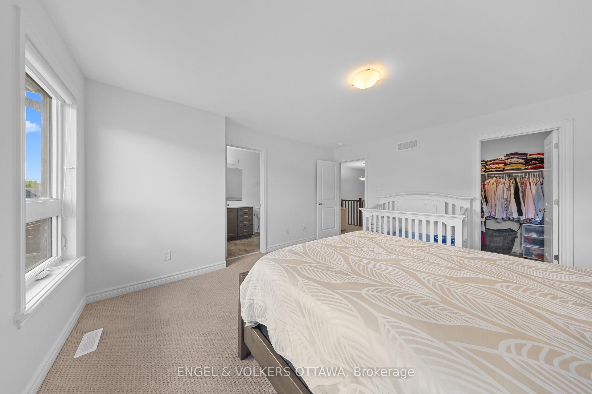 Photo 18 of 519 Borbridge Avenue, Ottawa, Riverside South/Gloucester Glen — HOMEH