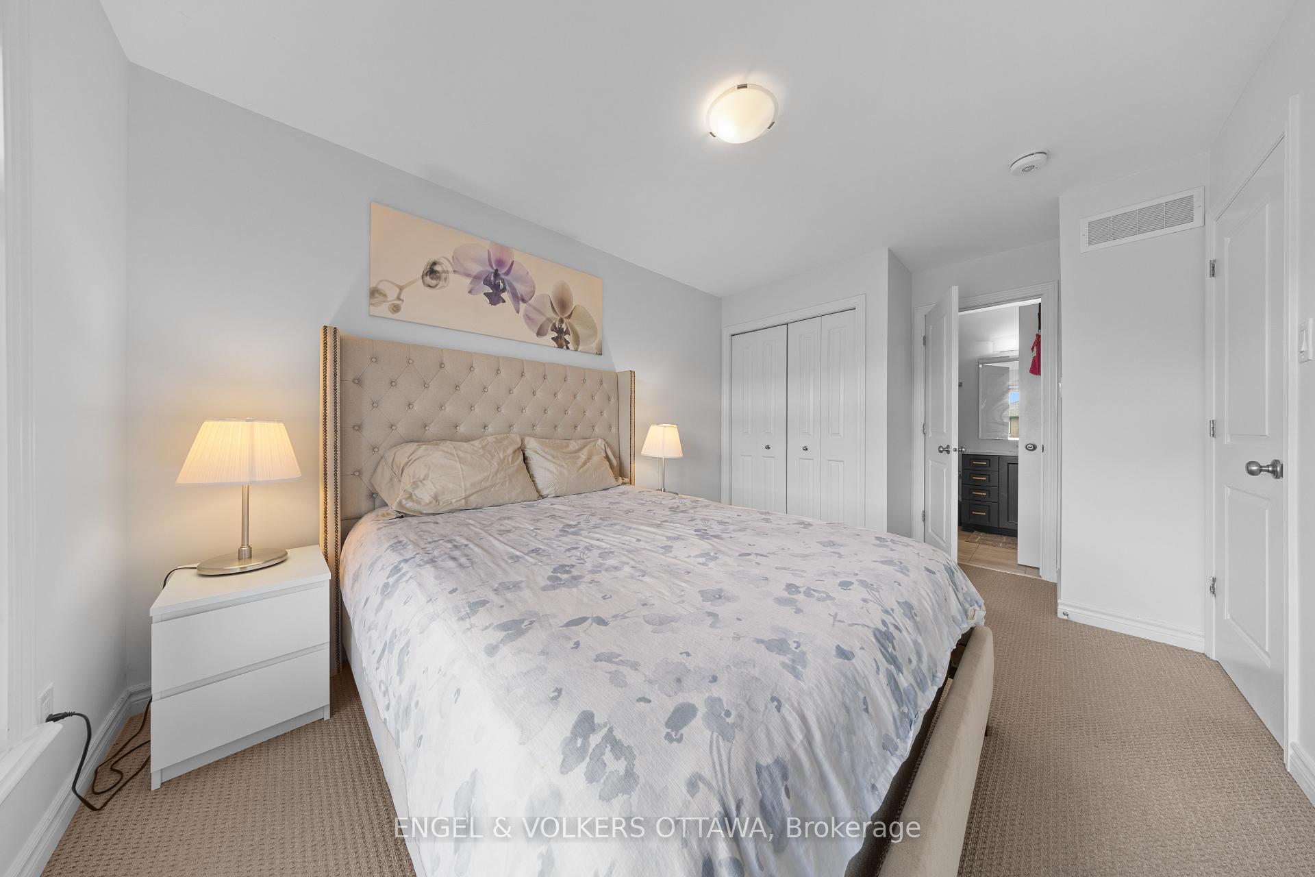 Photo 21 of 519 Borbridge Avenue, Ottawa, Riverside South/Gloucester Glen — HOMEH
