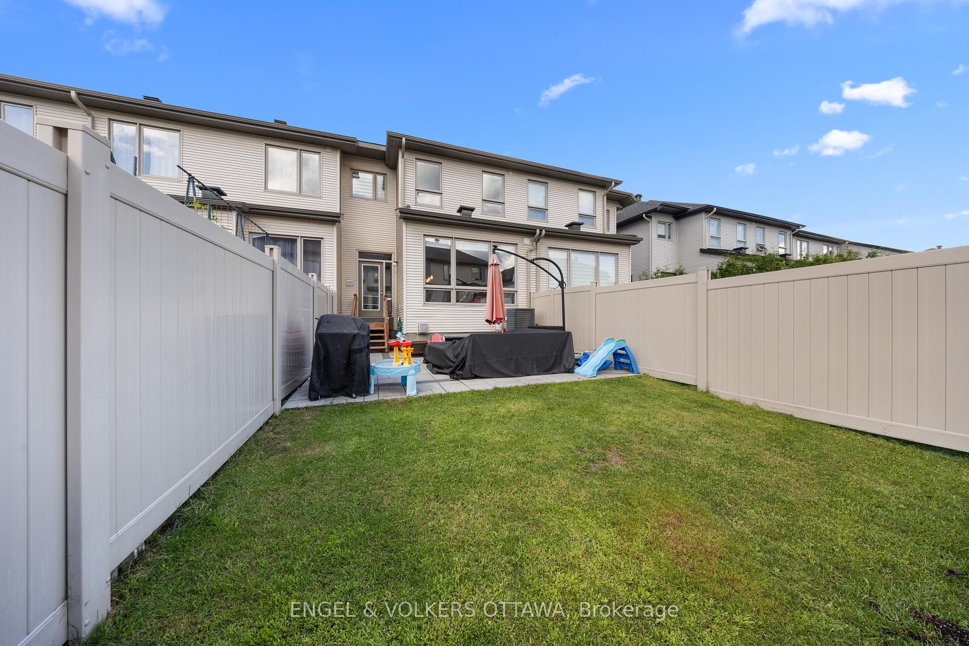 Photo 28 of 519 Borbridge Avenue, Ottawa, Riverside South/Gloucester Glen — HOMEH