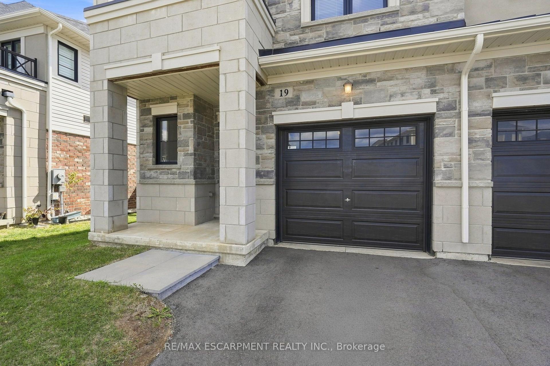 Photo 3 of 19 Mia Drive, Hamilton, Jerome — HOMEH