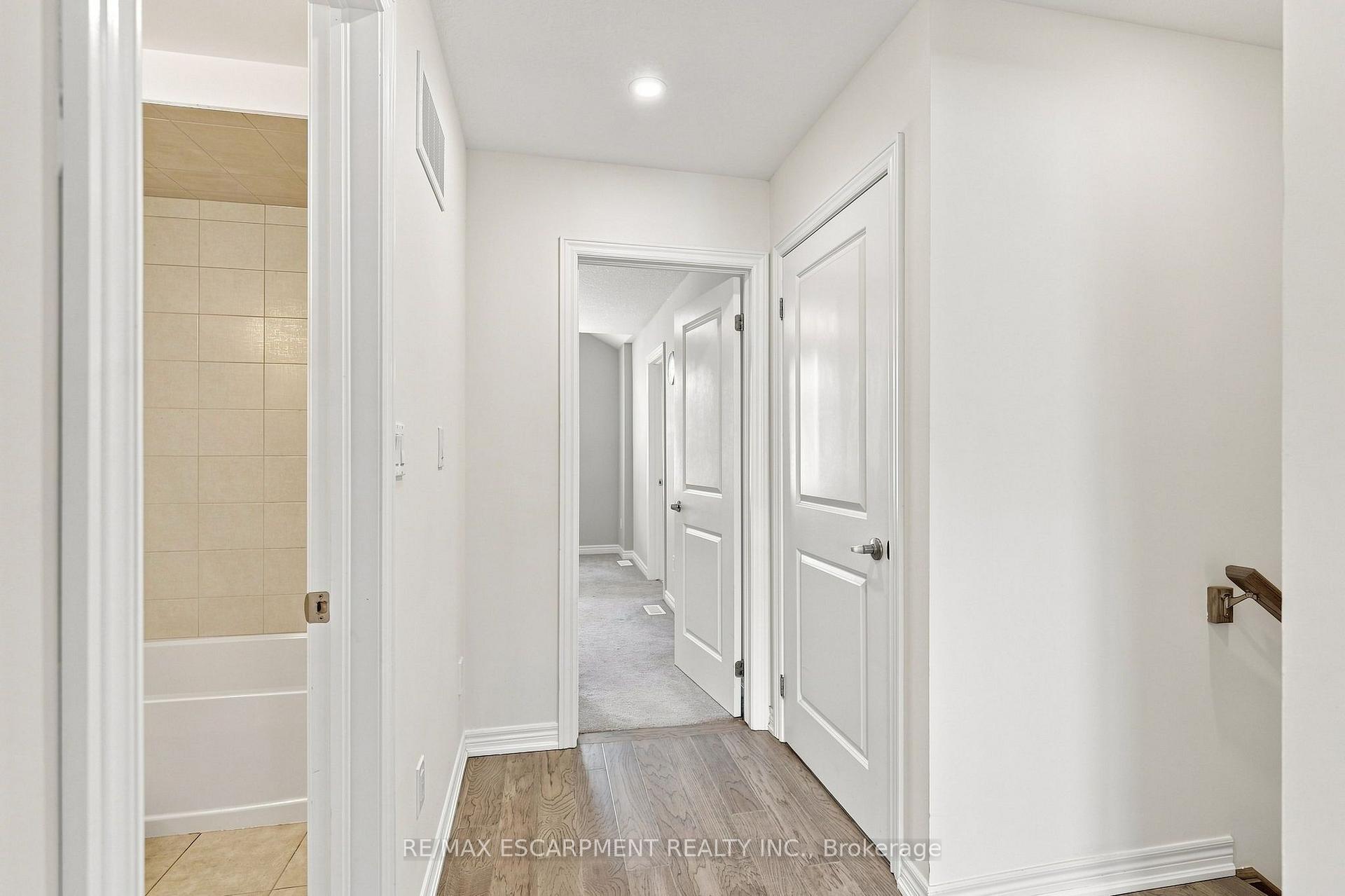 Photo 17 of 19 Mia Drive, Hamilton, Jerome — HOMEH