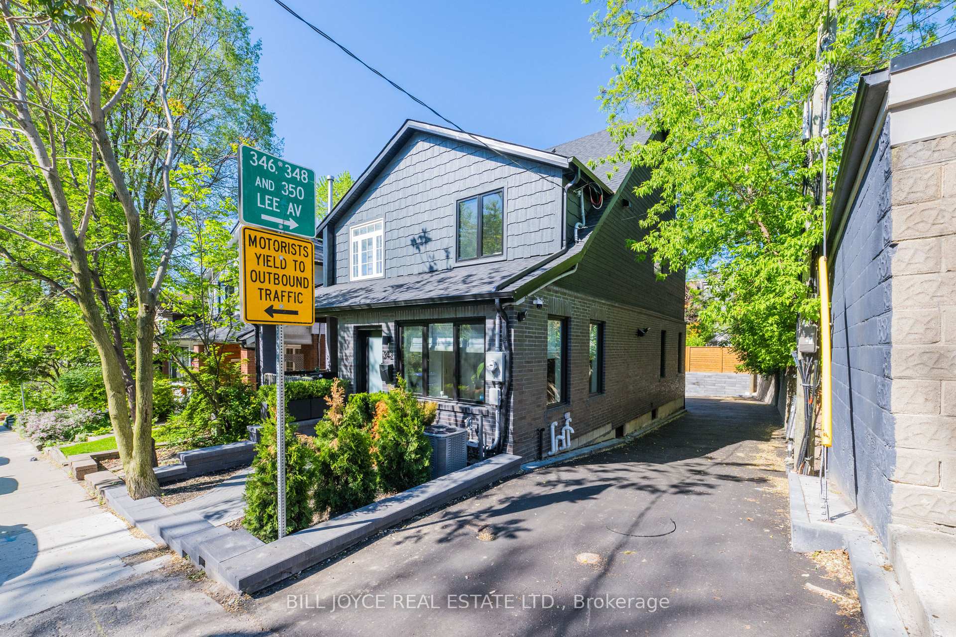 Photo 2 of 350 Lee Avenue, Toronto, The Beaches — HOMEH