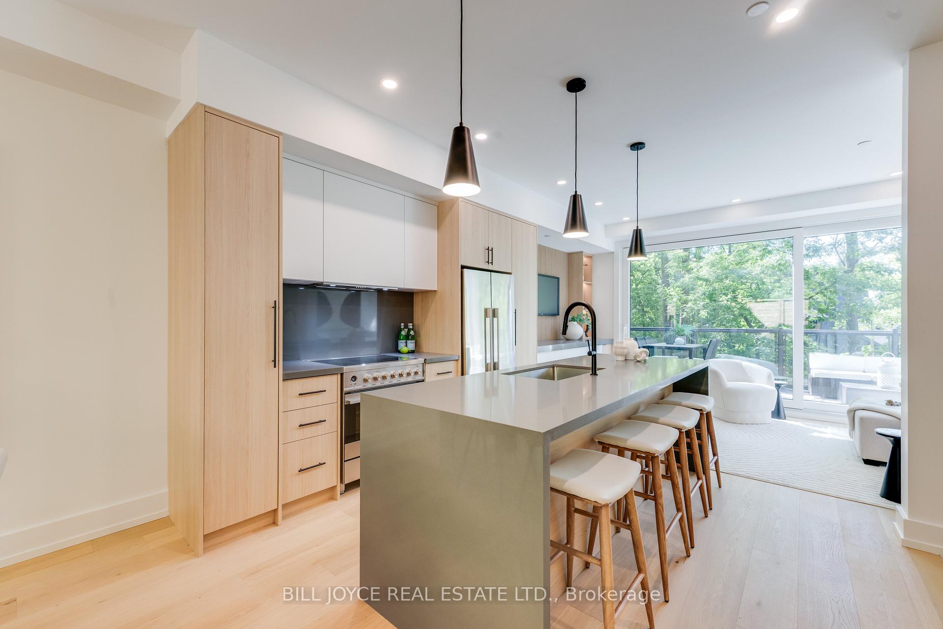 Photo 12 of 350 Lee Avenue, Toronto, The Beaches — HOMEH